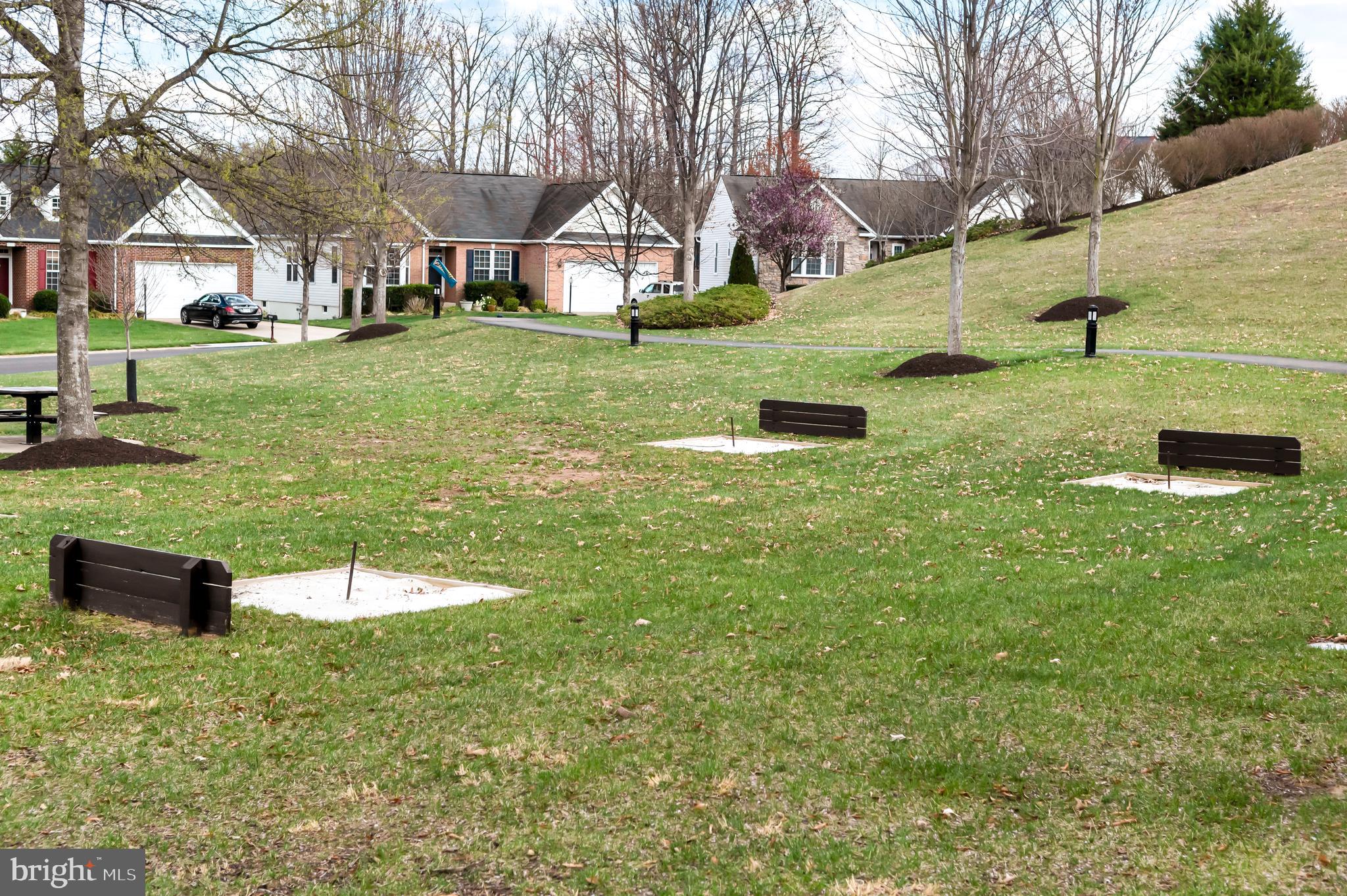 FOUR SEASONS IN HISTORIC VIRGINIA - Residential