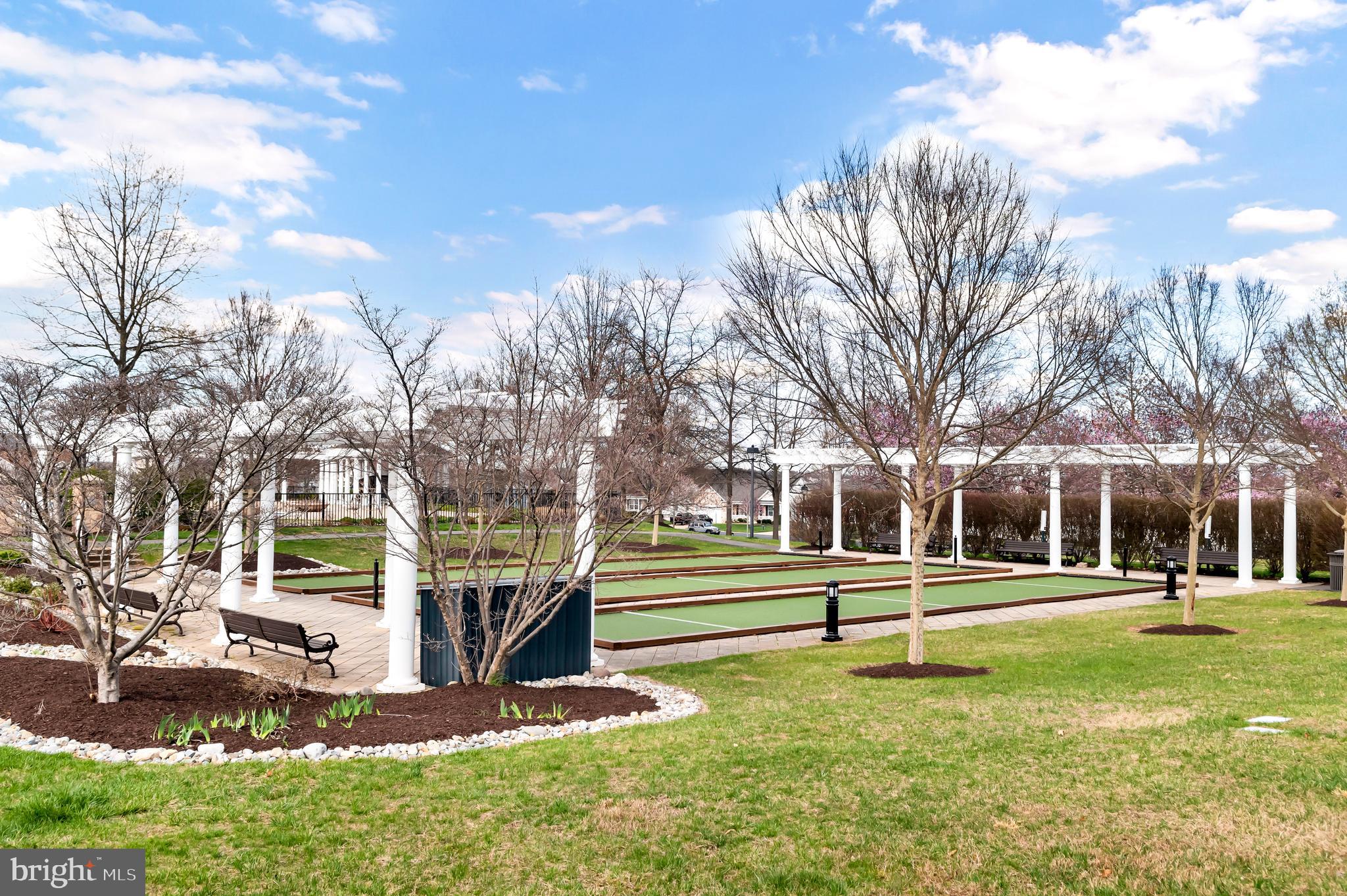 FOUR SEASONS IN HISTORIC VIRGINIA - Residential