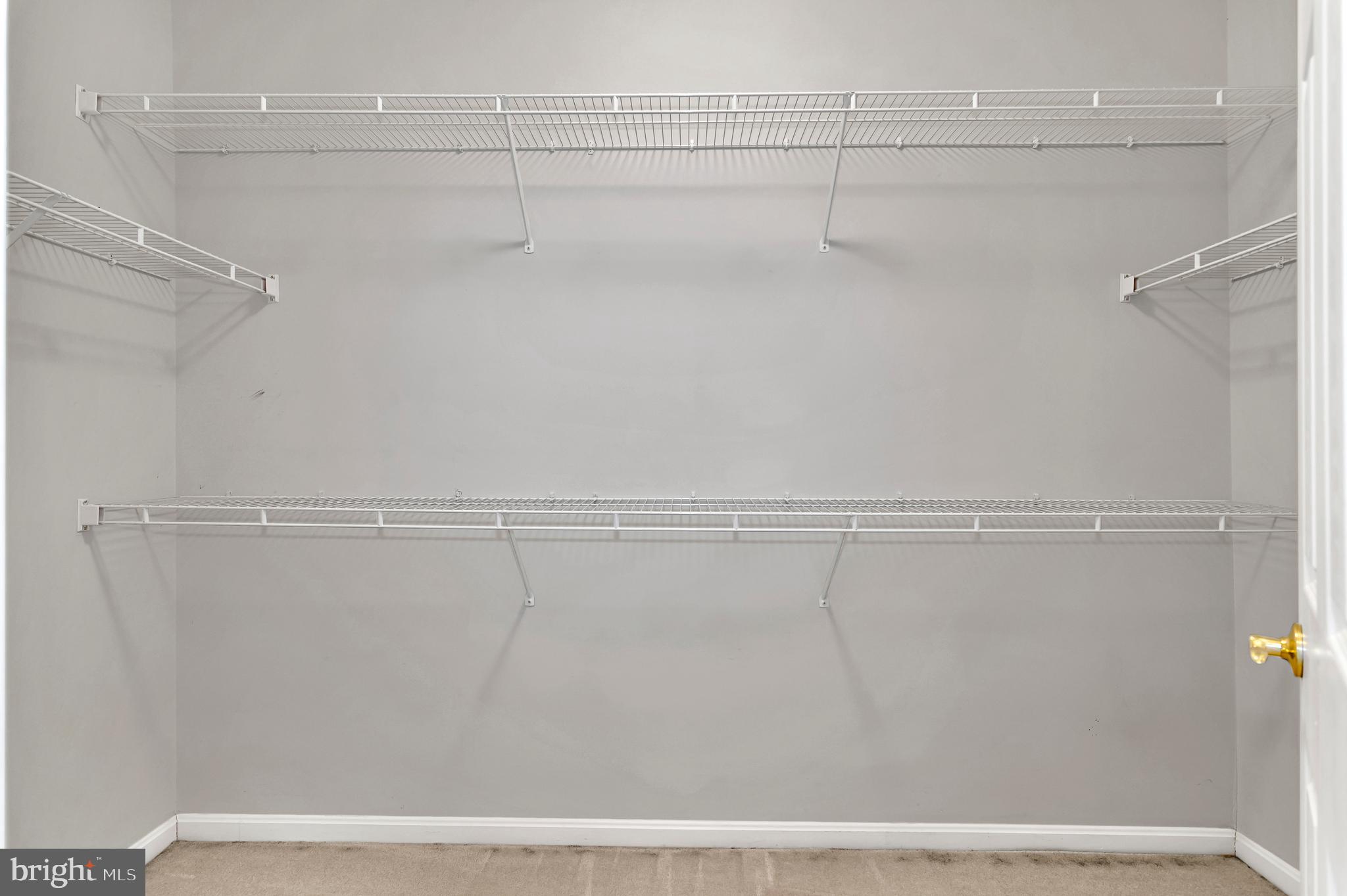 FOUR SEASONS IN HISTORIC VIRGINIA - Residential