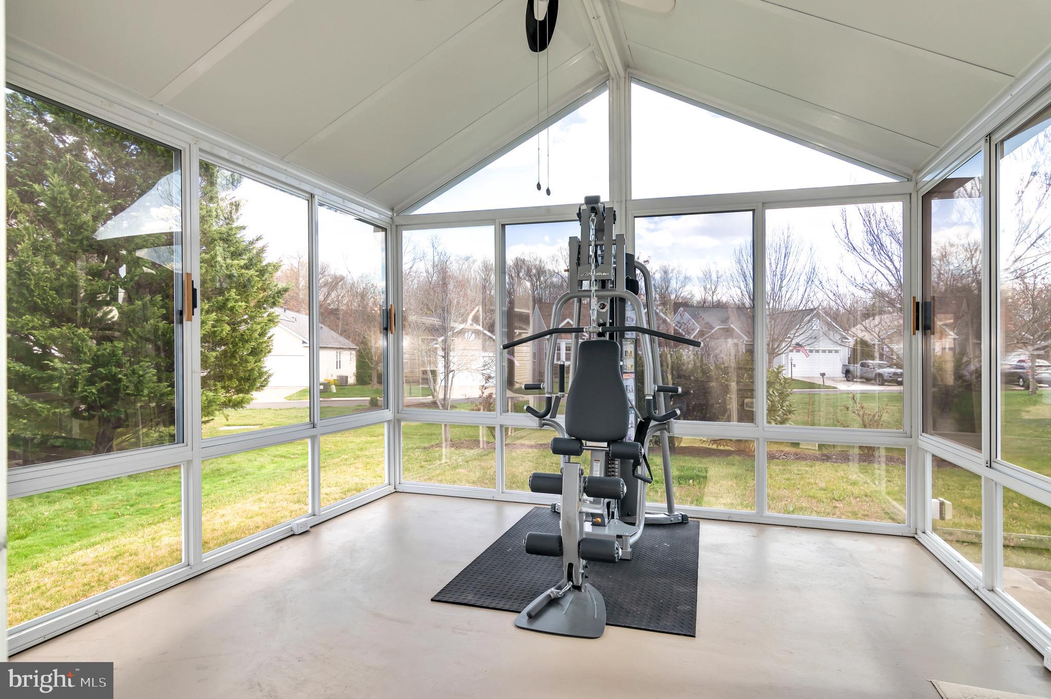 FOUR SEASONS IN HISTORIC VIRGINIA - Residential