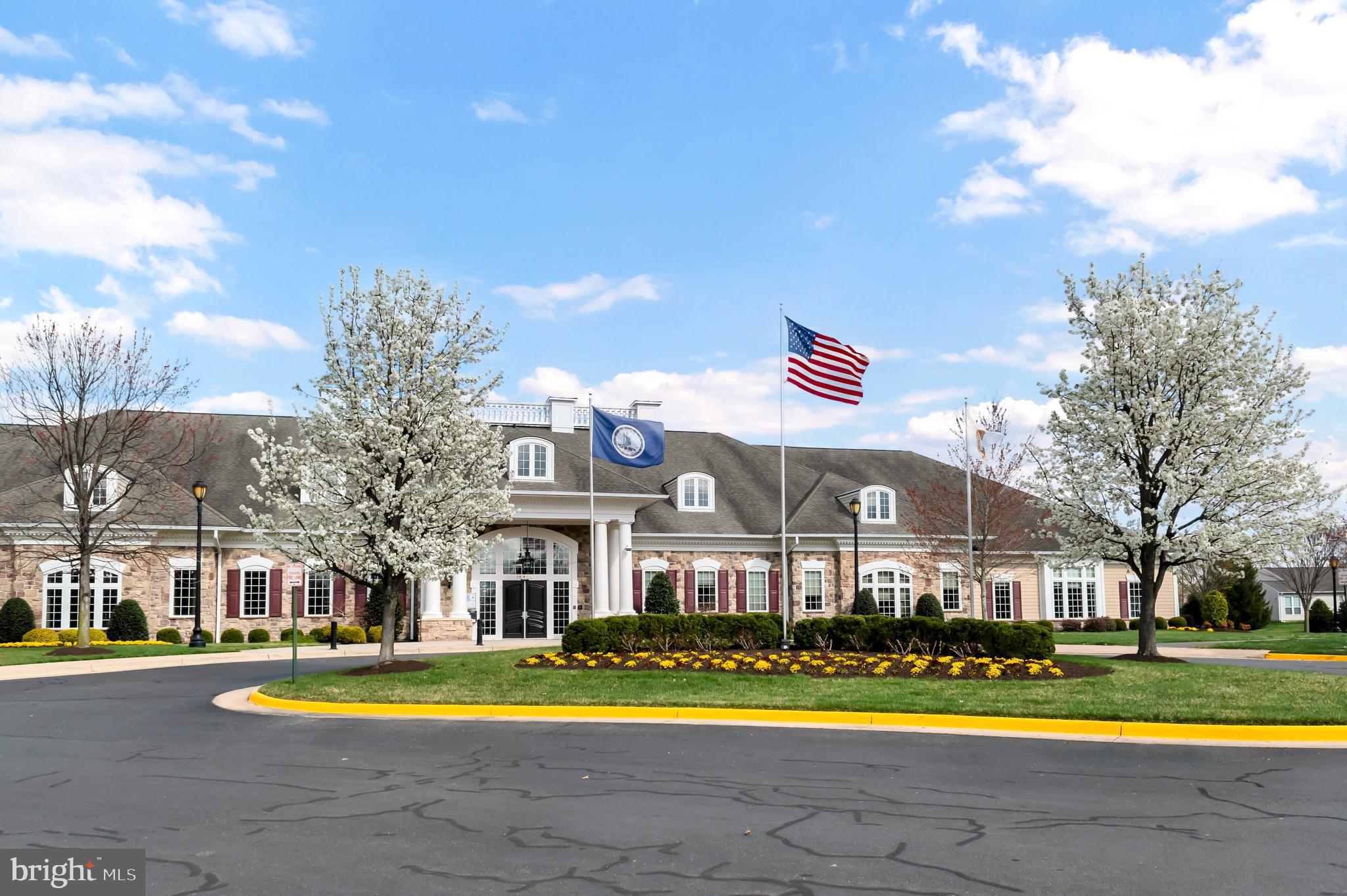 FOUR SEASONS IN HISTORIC VIRGINIA - Residential