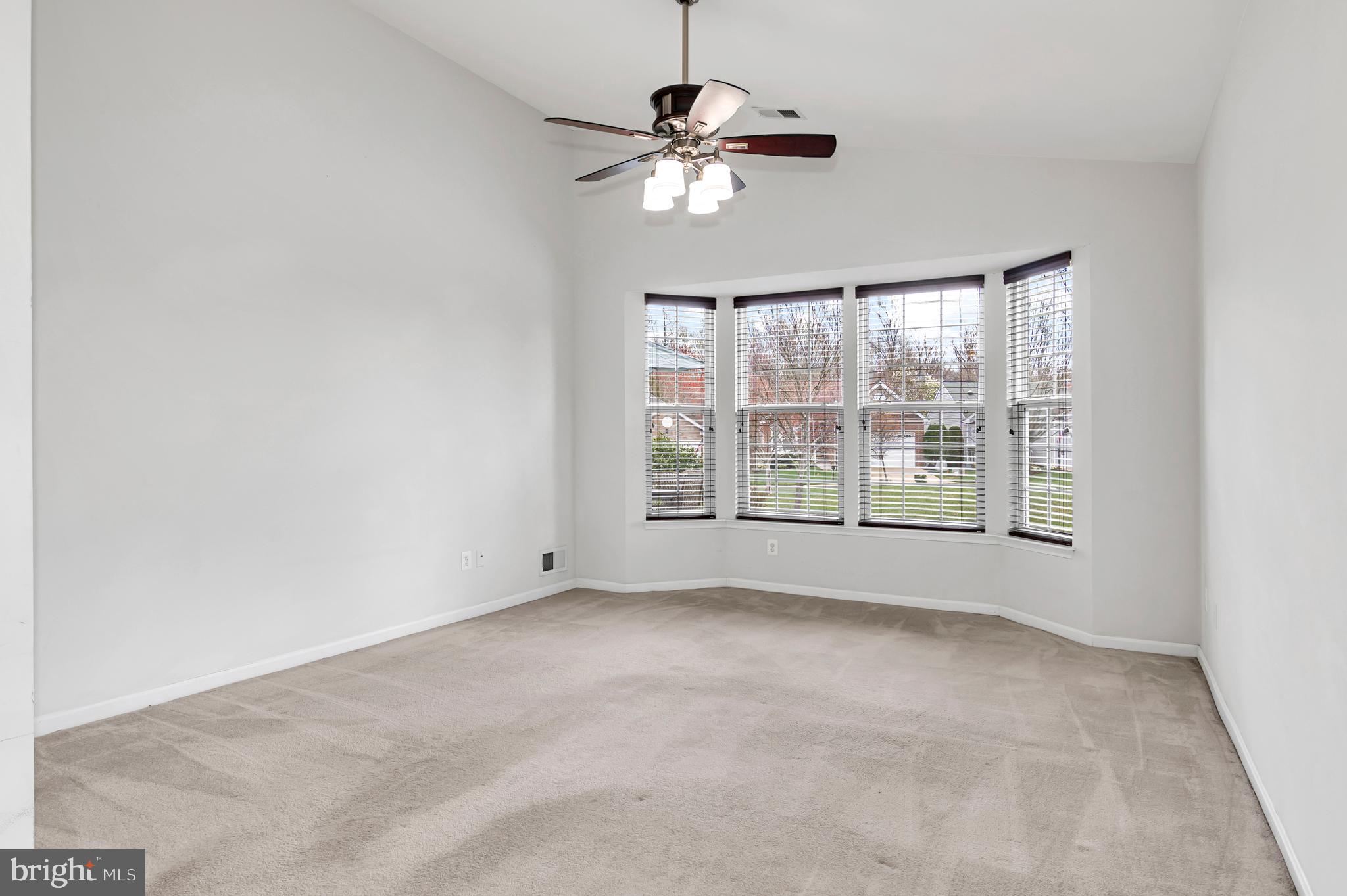 FOUR SEASONS IN HISTORIC VIRGINIA - Residential