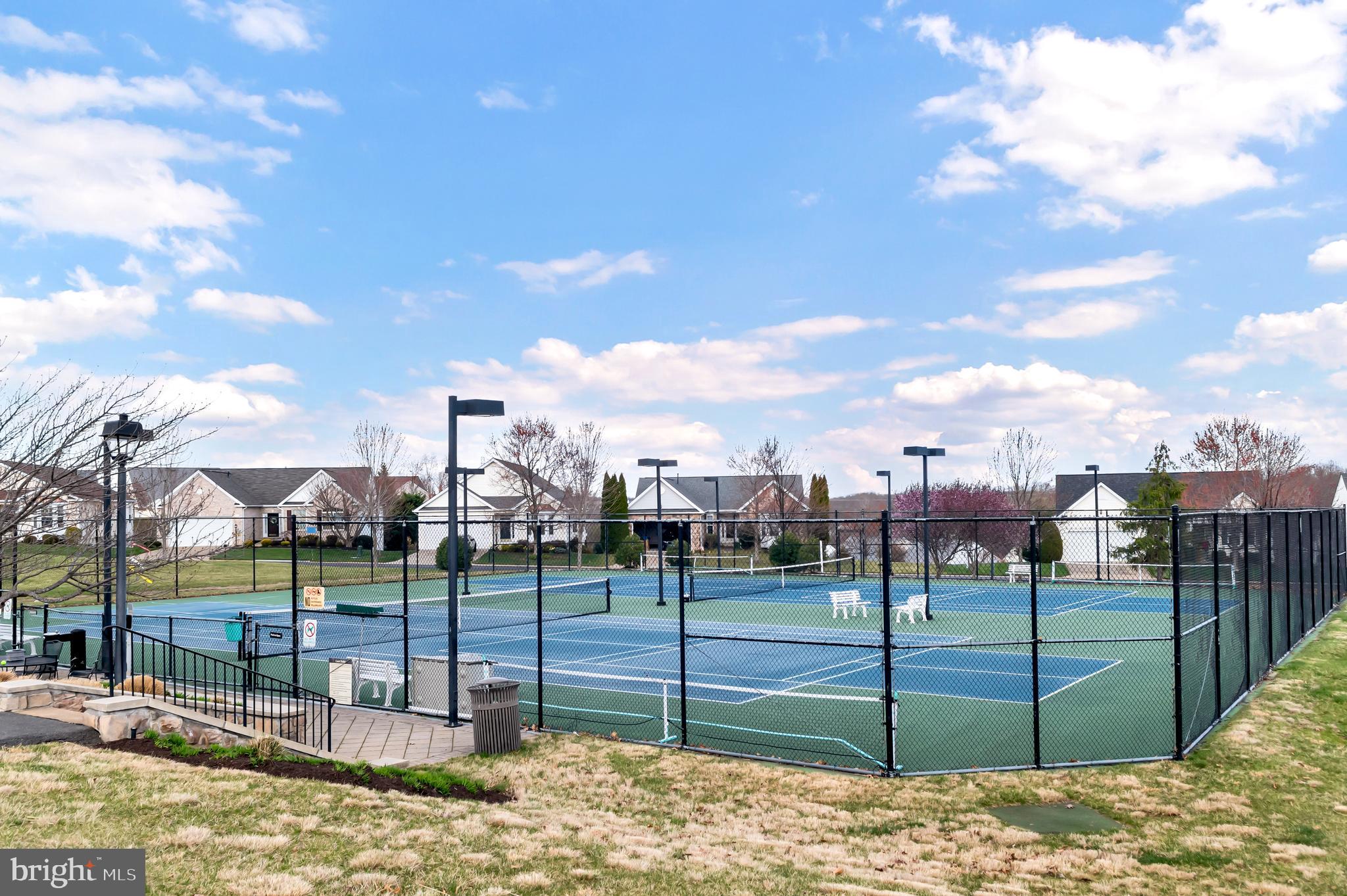 FOUR SEASONS IN HISTORIC VIRGINIA - Residential
