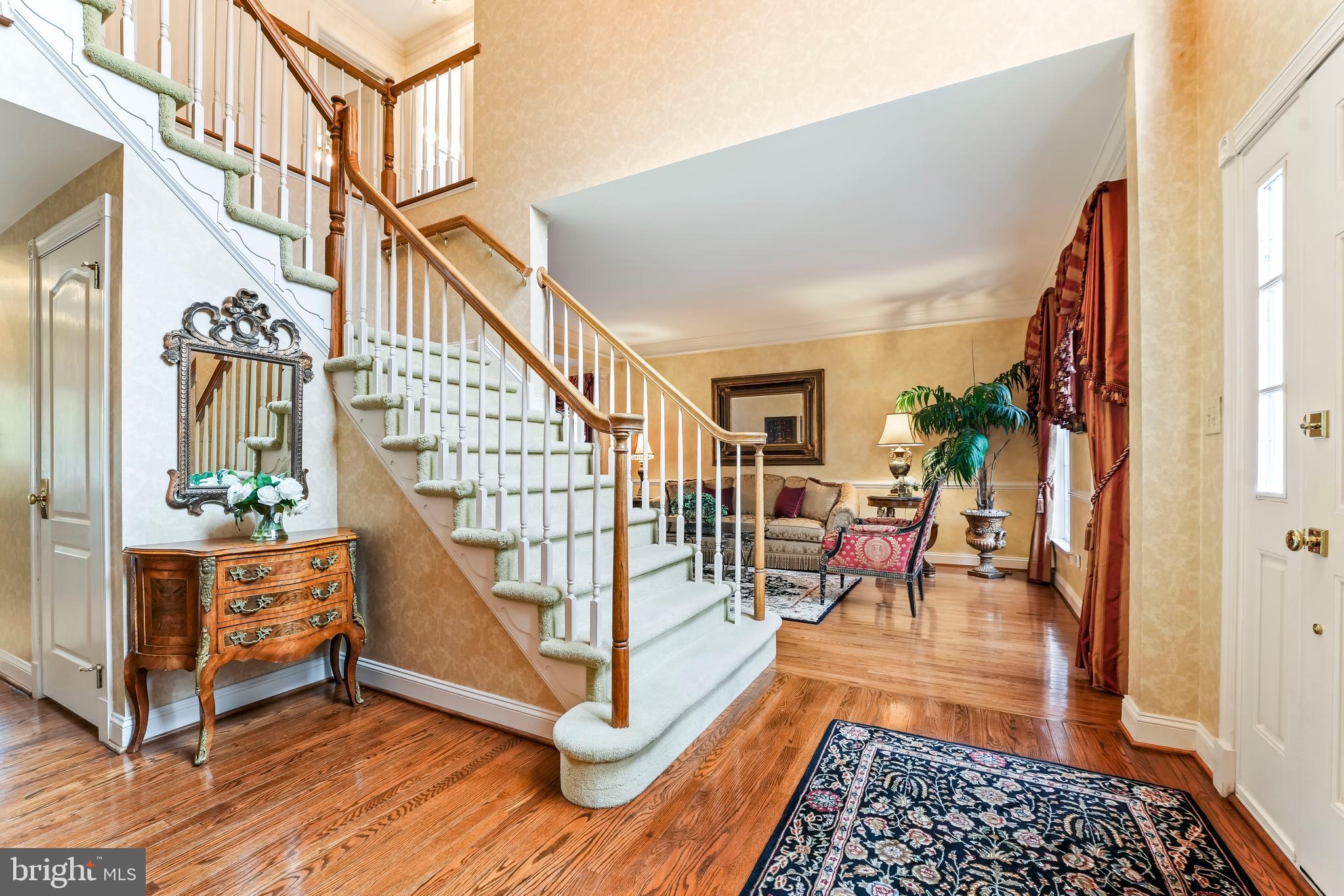 ROSE TREE ESTS - Residential