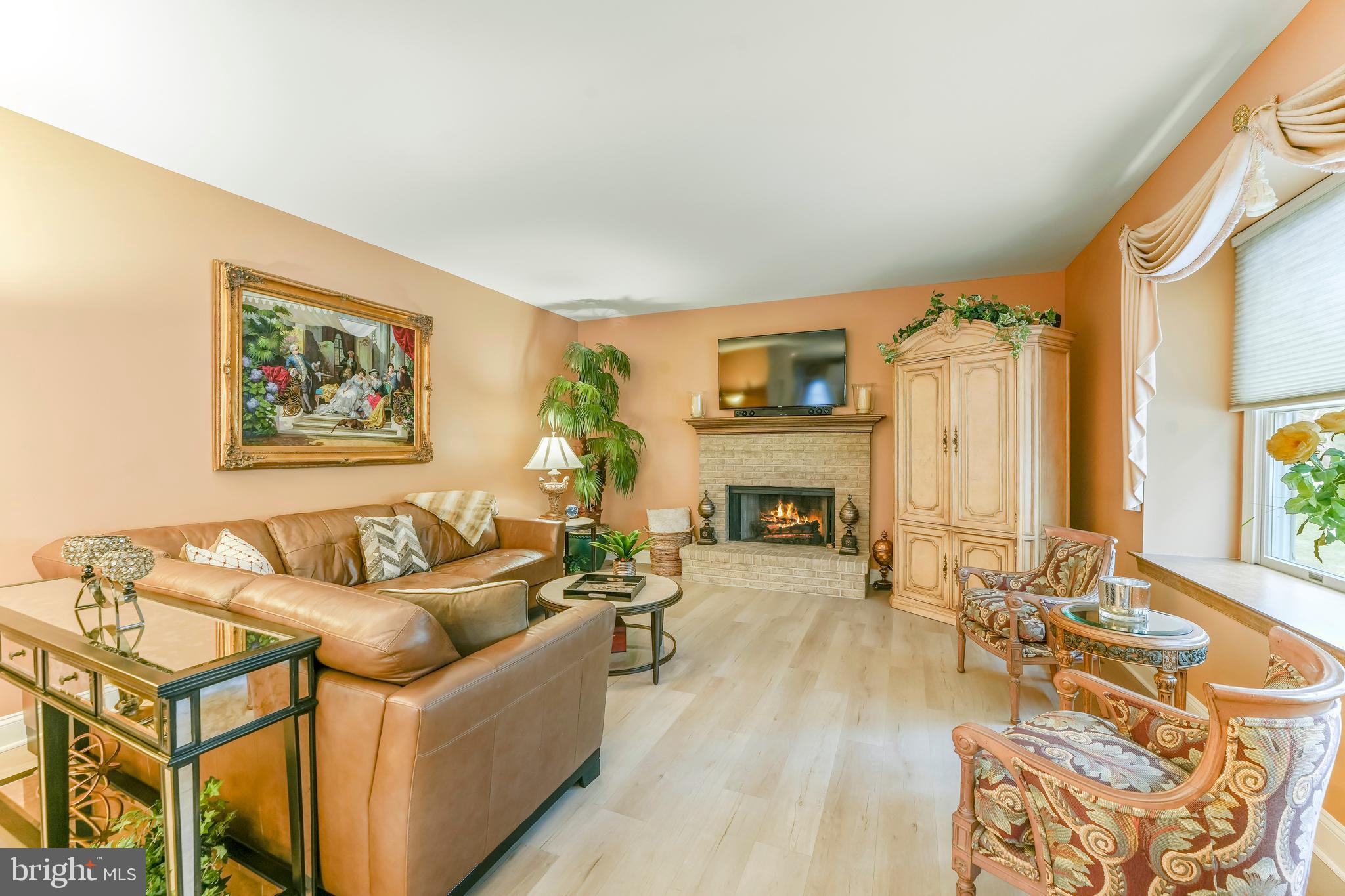 ROSE TREE ESTS - Residential