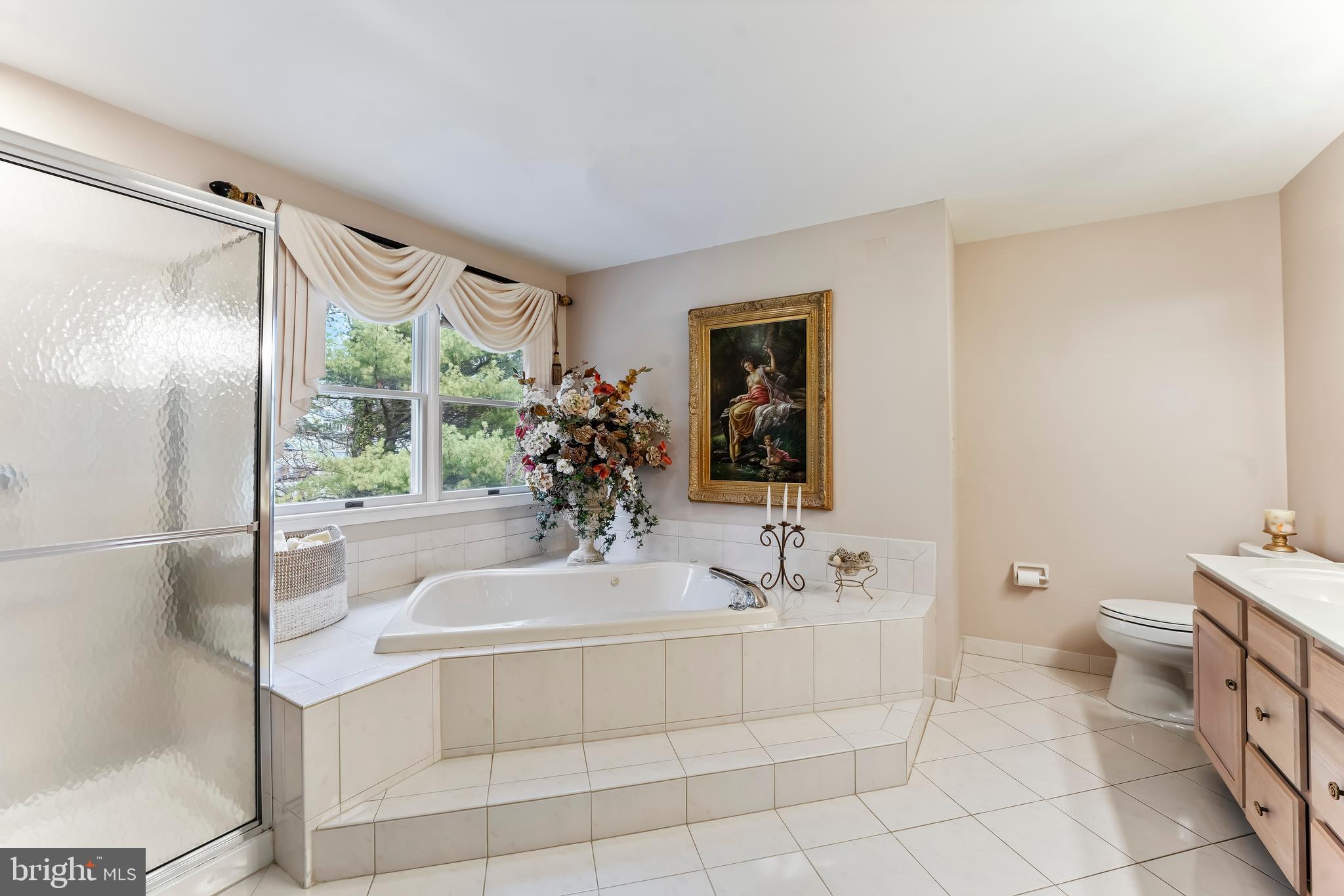 ROSE TREE ESTS - Residential