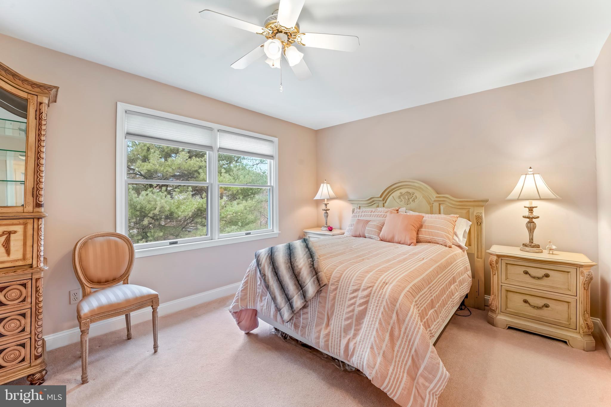 ROSE TREE ESTS - Residential