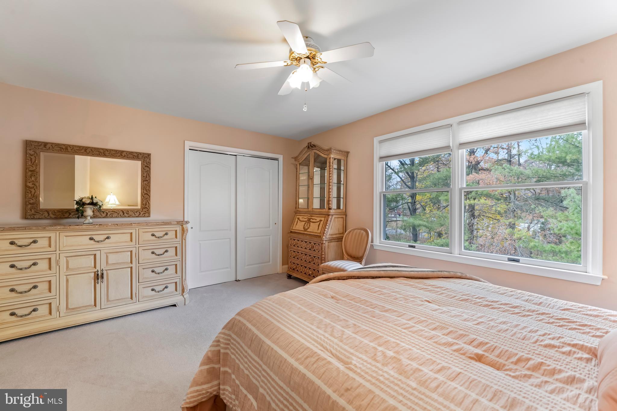 ROSE TREE ESTS - Residential