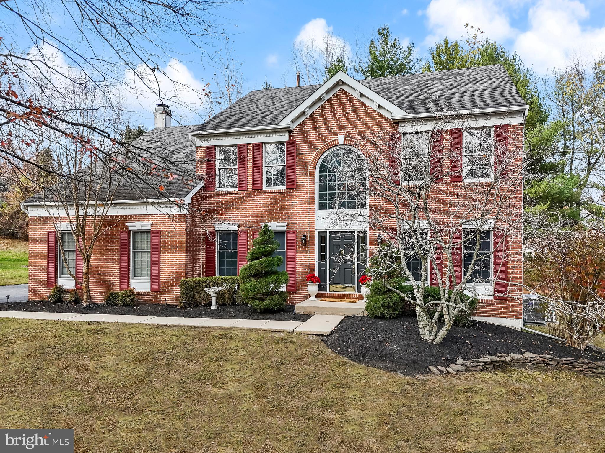 ROSE TREE ESTS - Residential