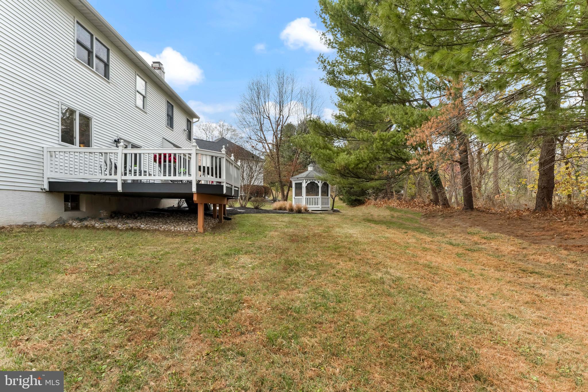 ROSE TREE ESTS - Residential