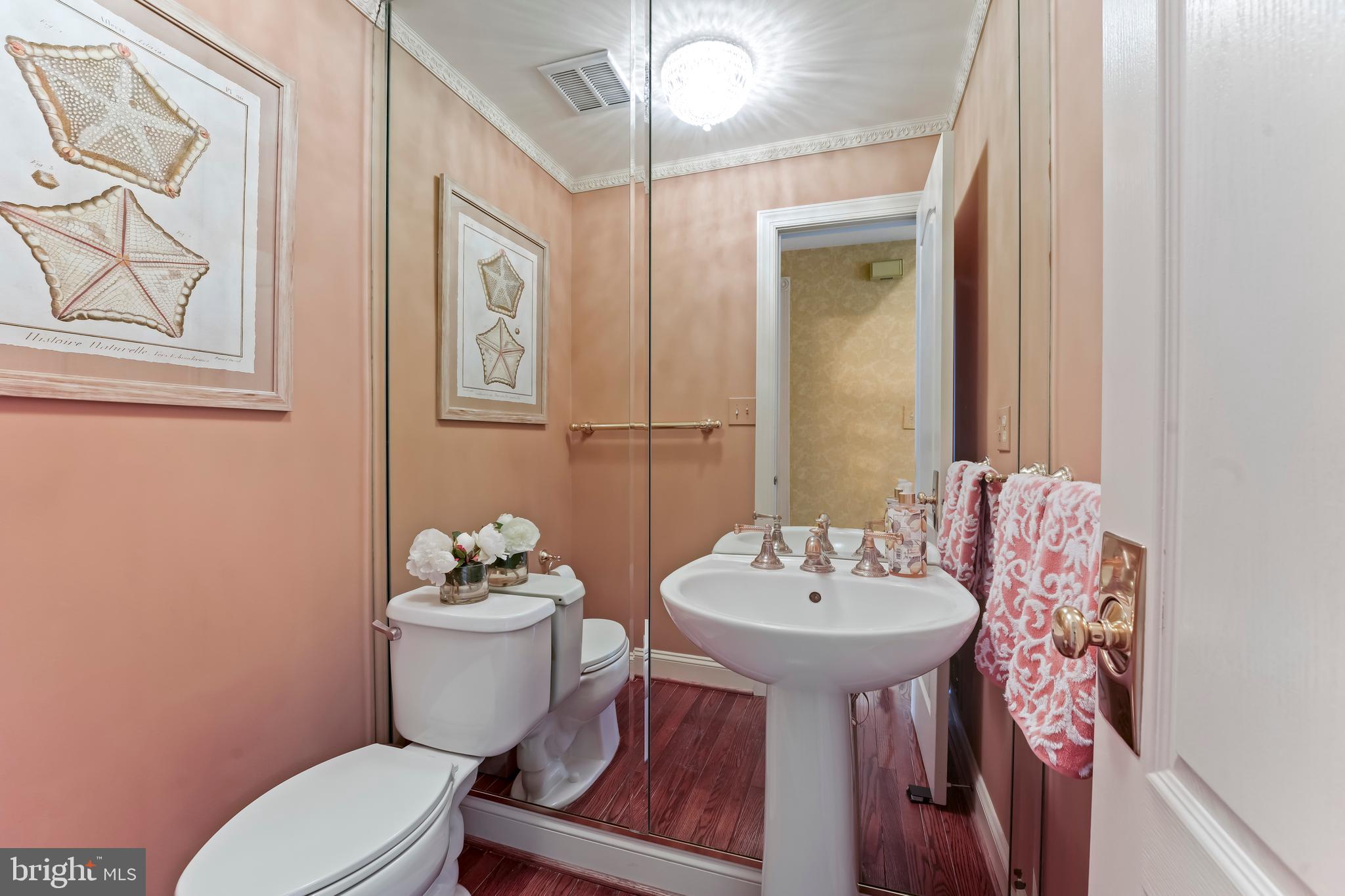 ROSE TREE ESTS - Residential