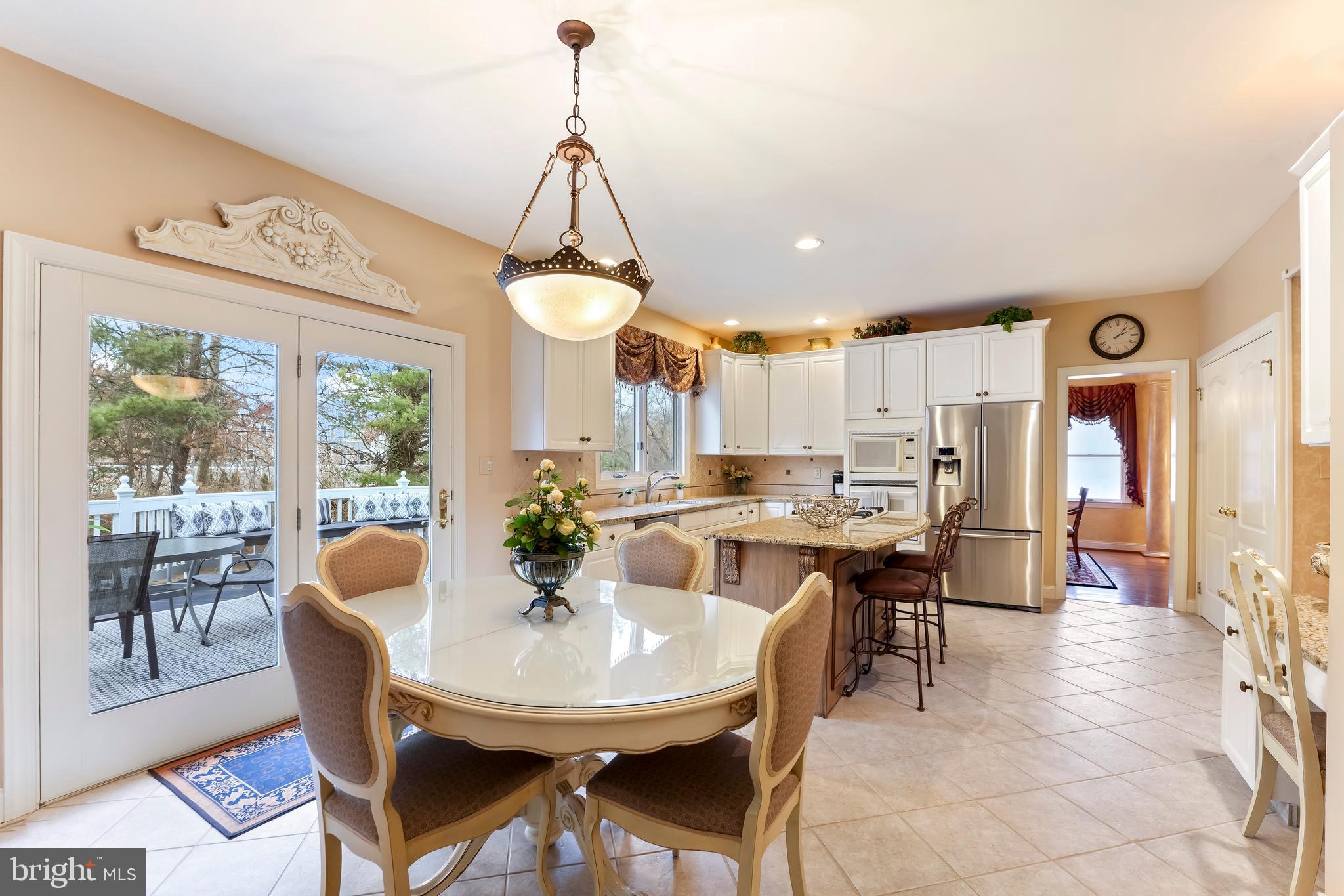 ROSE TREE ESTS - Residential