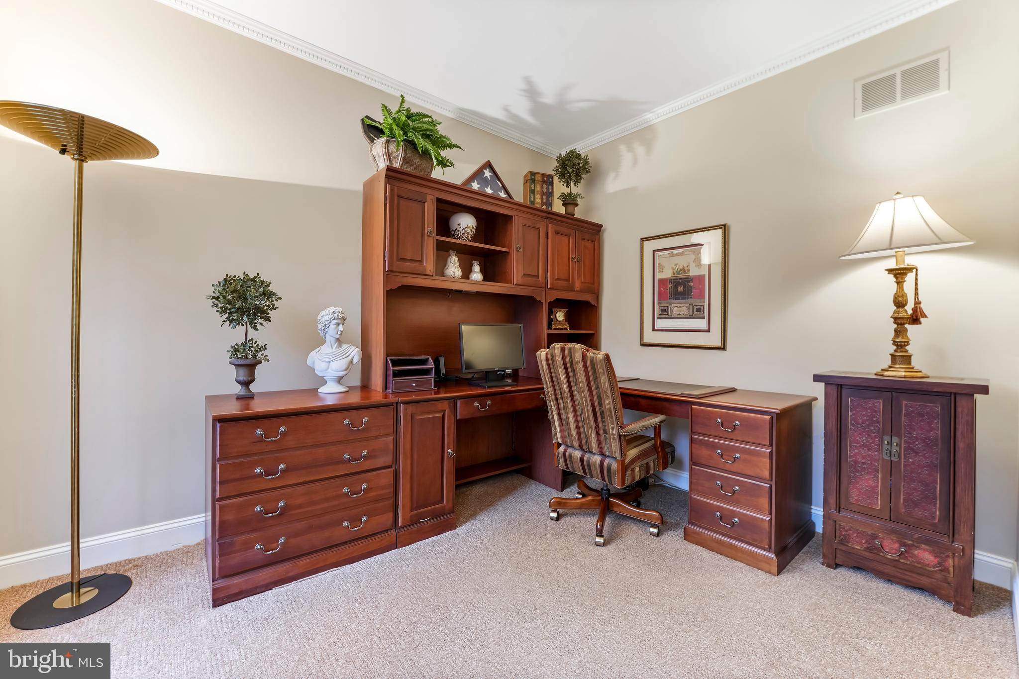 ROSE TREE ESTS - Residential