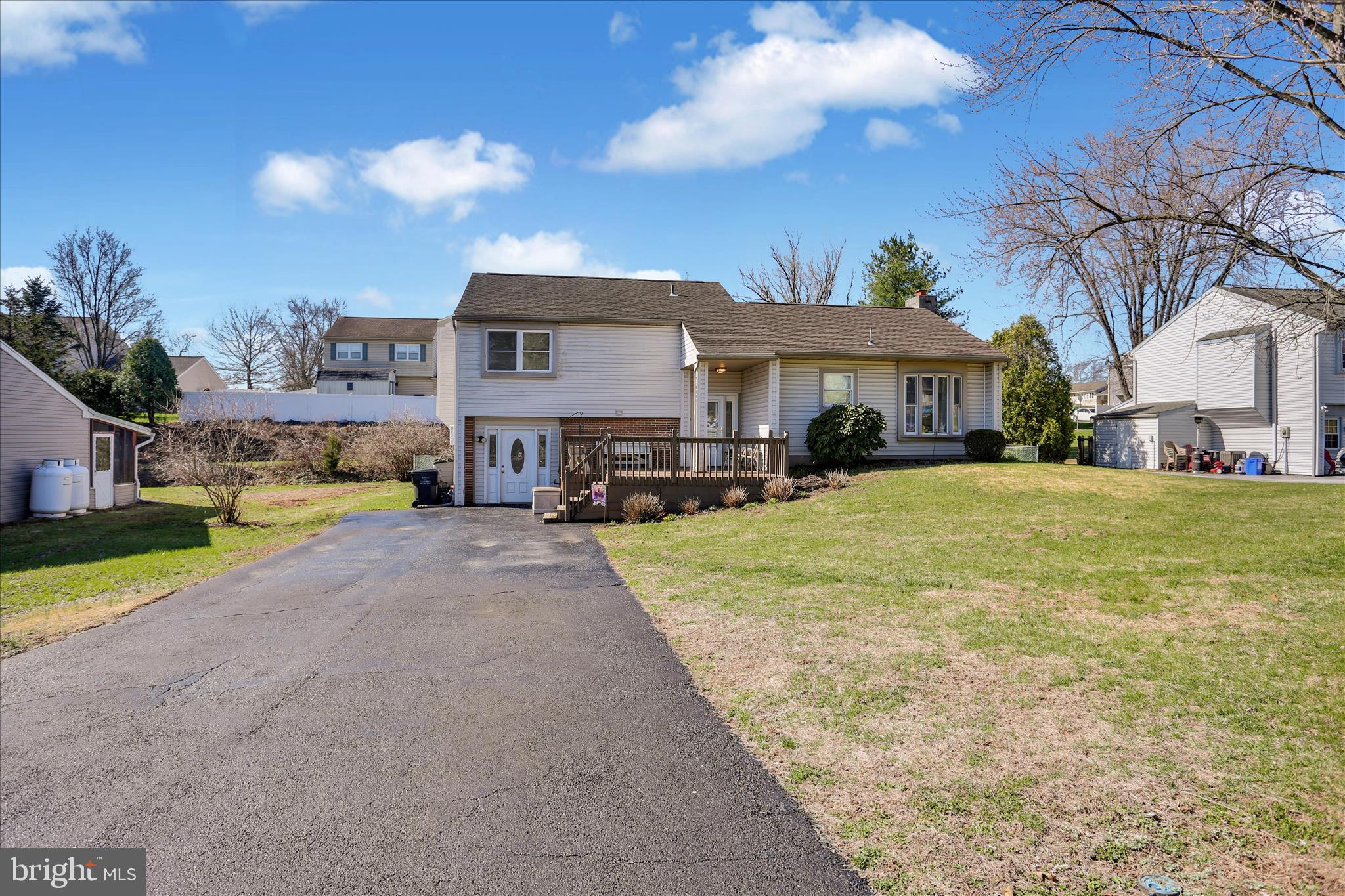 LINSTEAD - Residential