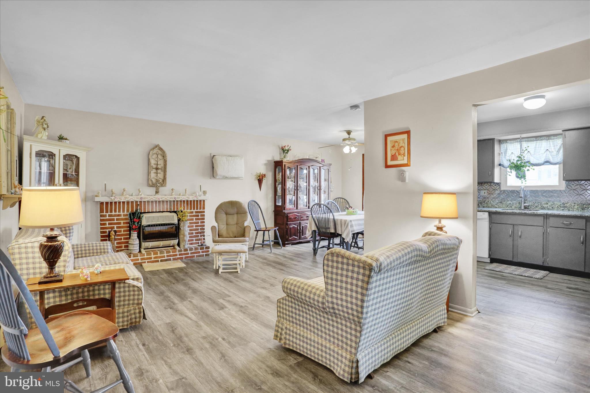 LINSTEAD - Residential