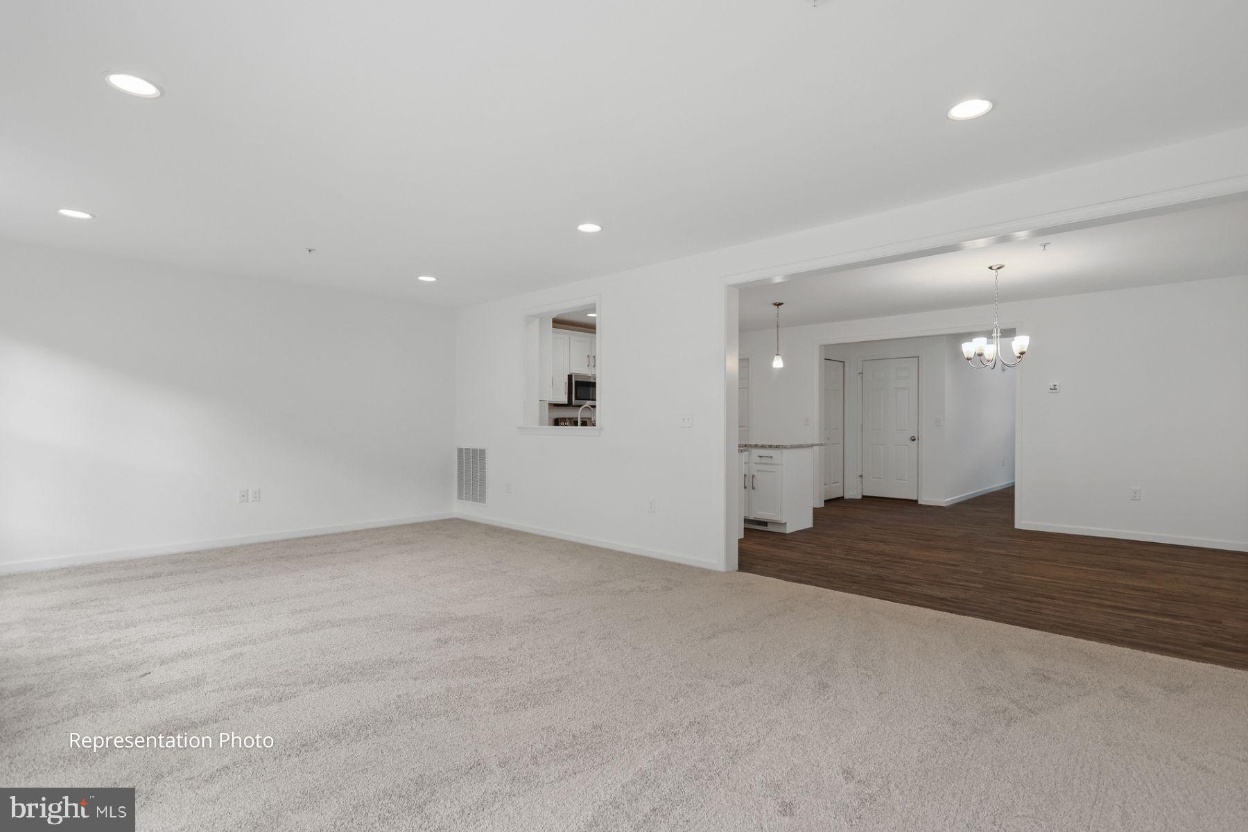 MAYAPPLE WOODS - Residential