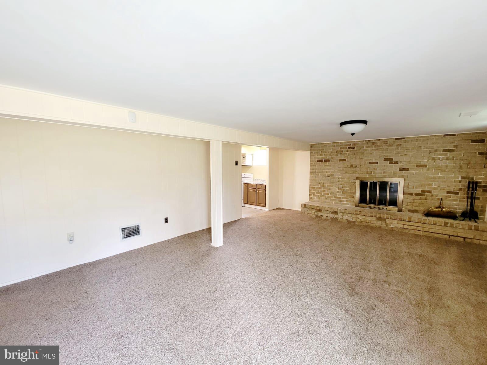 CHARTLEY EAST - Residential Lease