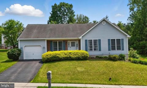 806 JACKSON STREET BIRDSBORO PA 19508
