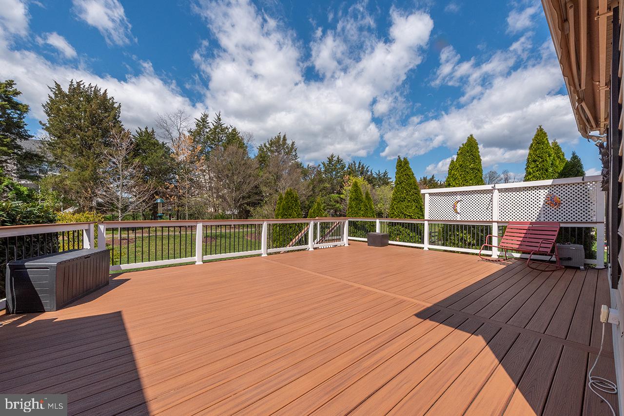 MEADOWS 2 - Residential