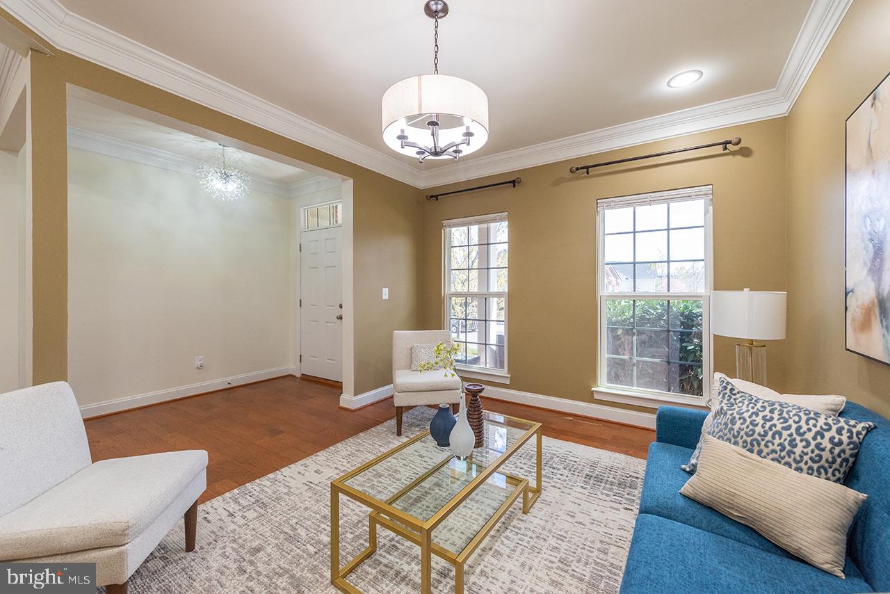 MEADOWS 2 - Residential