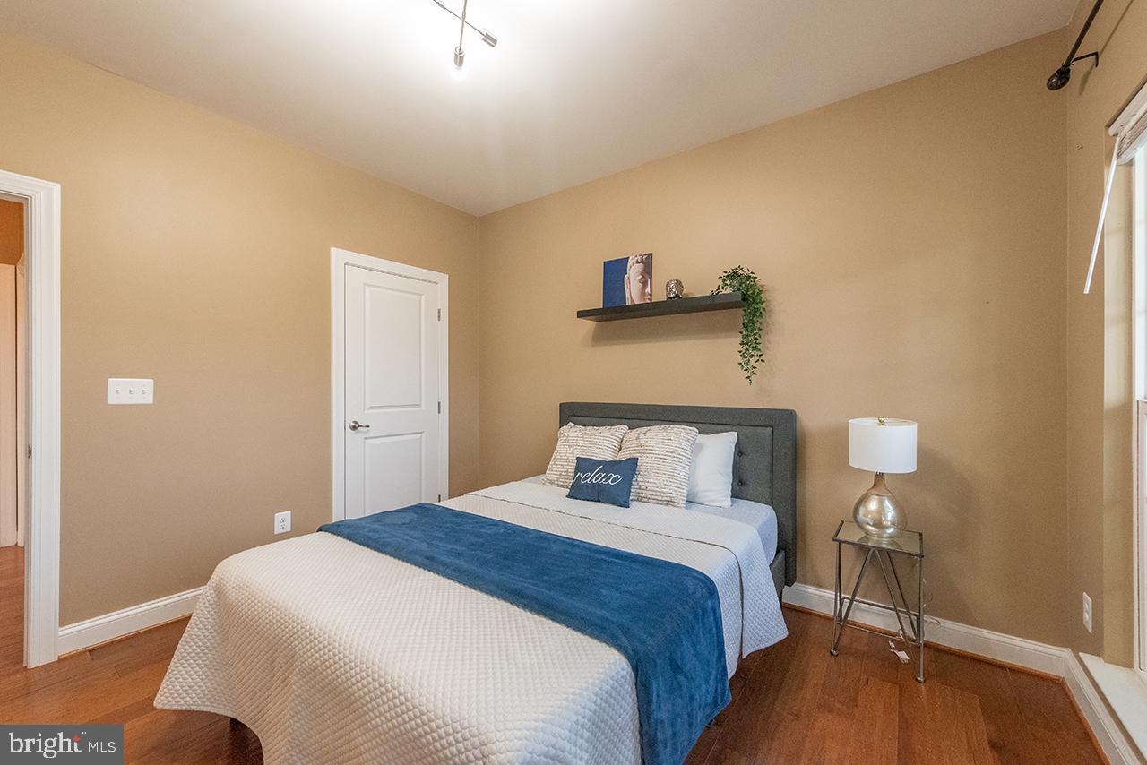 MEADOWS 2 - Residential