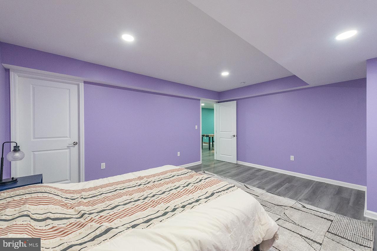 MEADOWS 2 - Residential