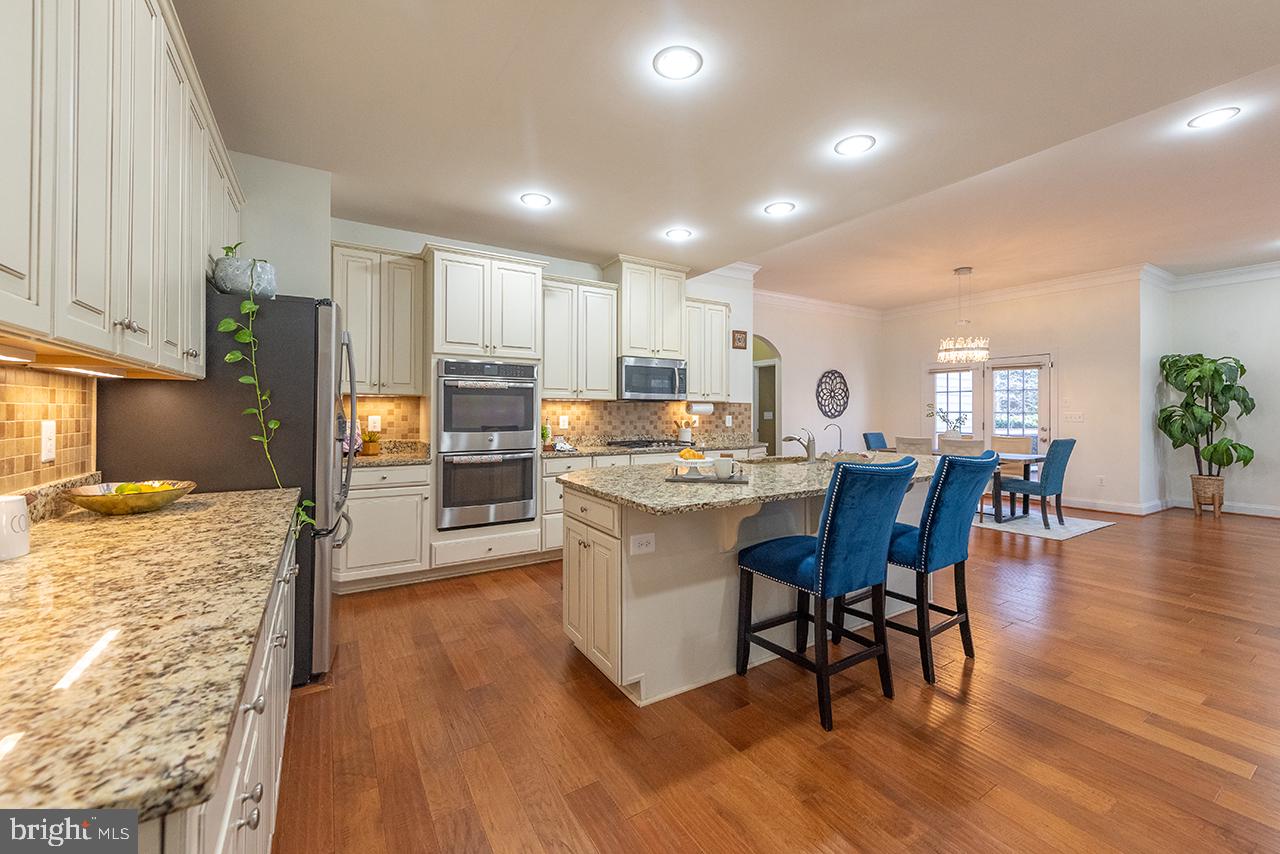 MEADOWS 2 - Residential