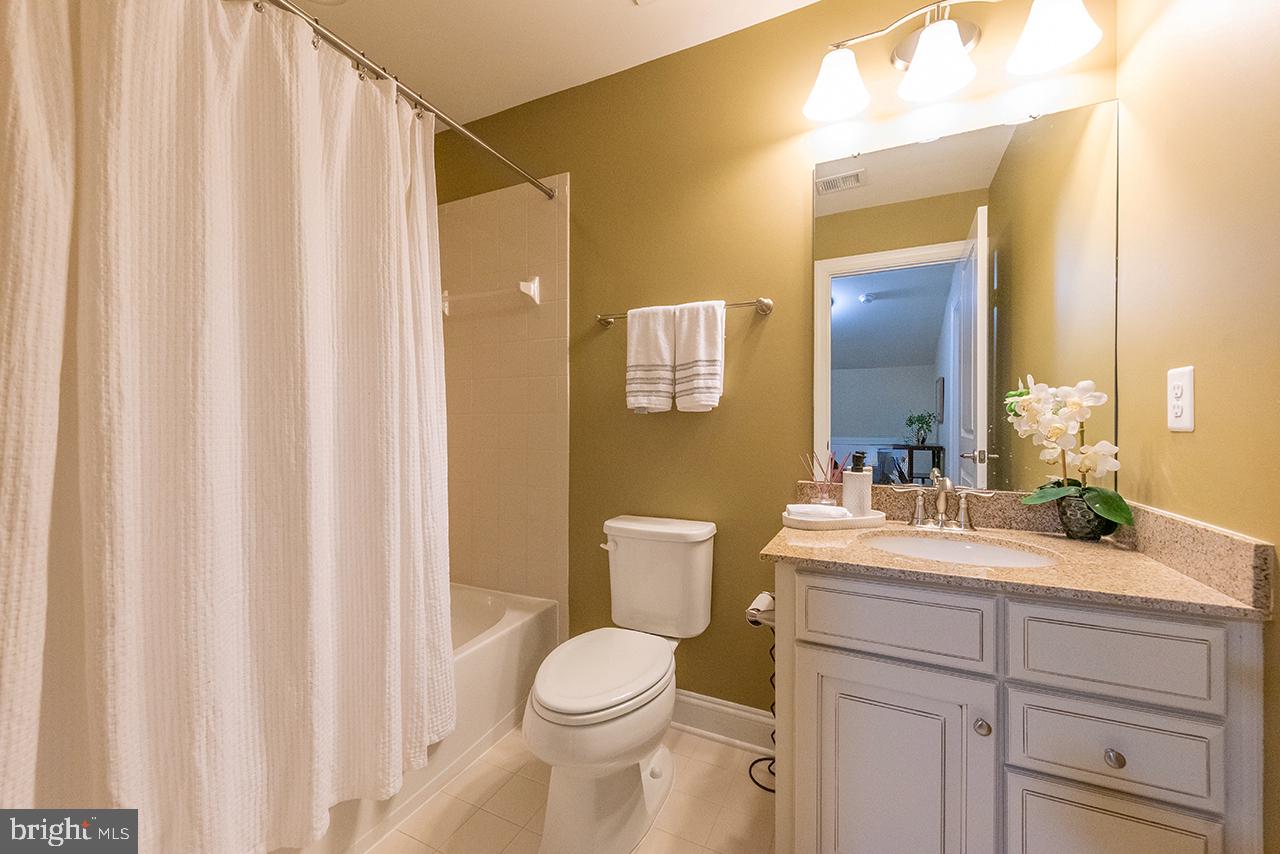 MEADOWS 2 - Residential