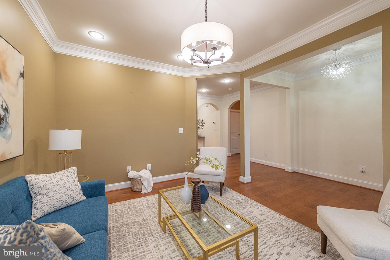 MEADOWS 2 - Residential