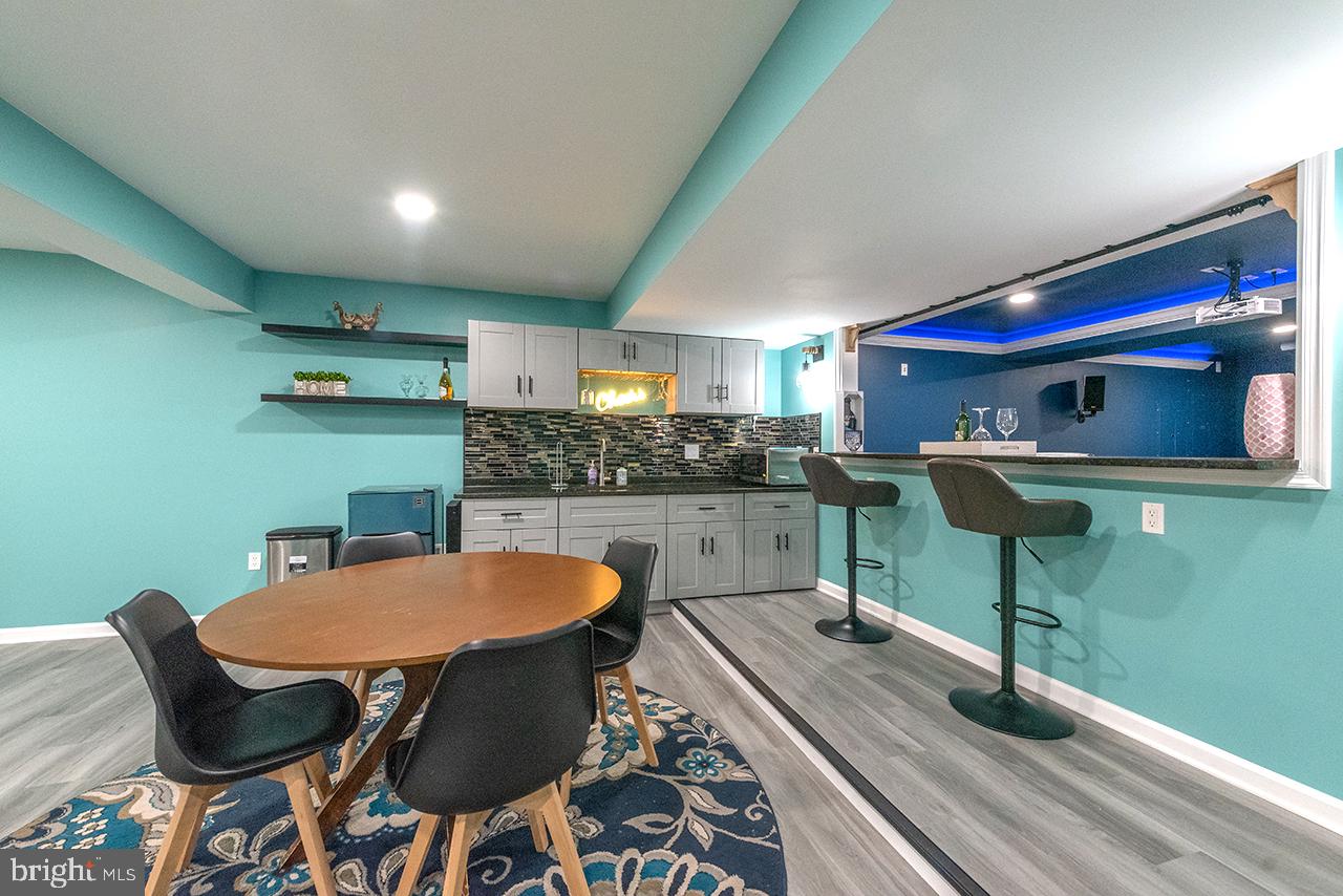 MEADOWS 2 - Residential