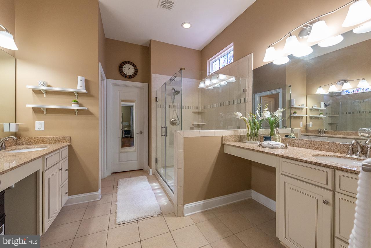 MEADOWS 2 - Residential