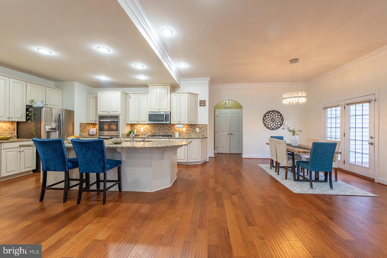 MEADOWS 2 - Residential