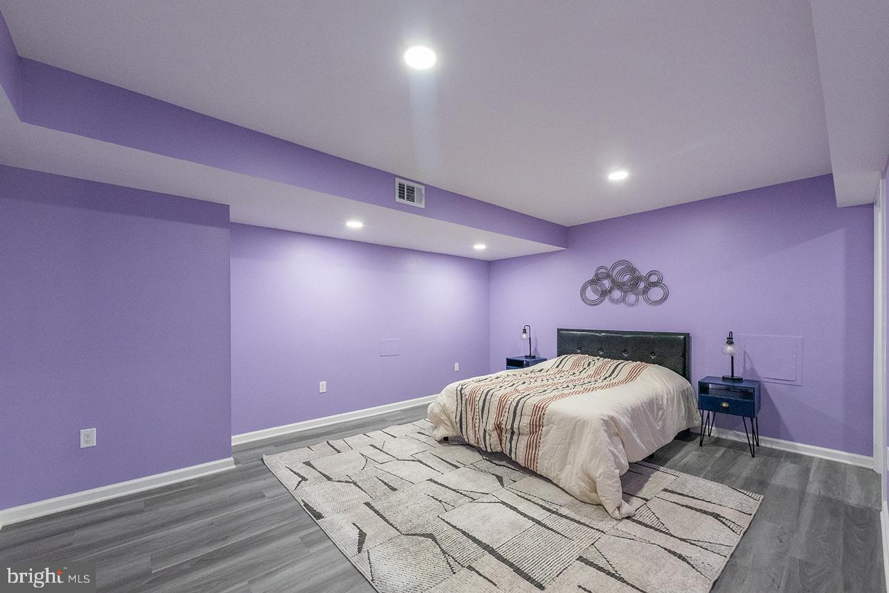 MEADOWS 2 - Residential