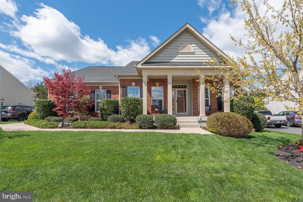 MEADOWS 2 - Residential