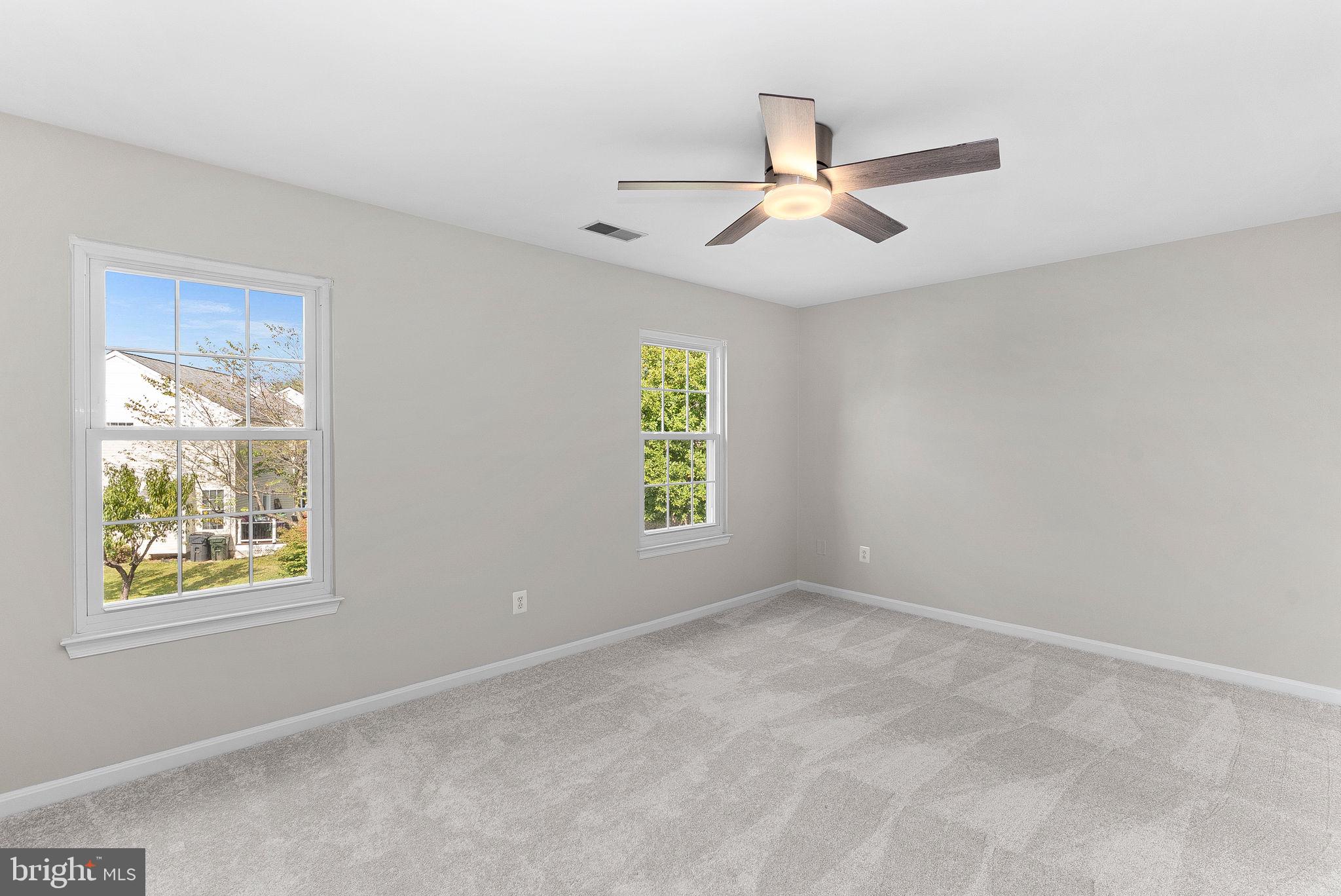 LOWES ISLAND - Residential