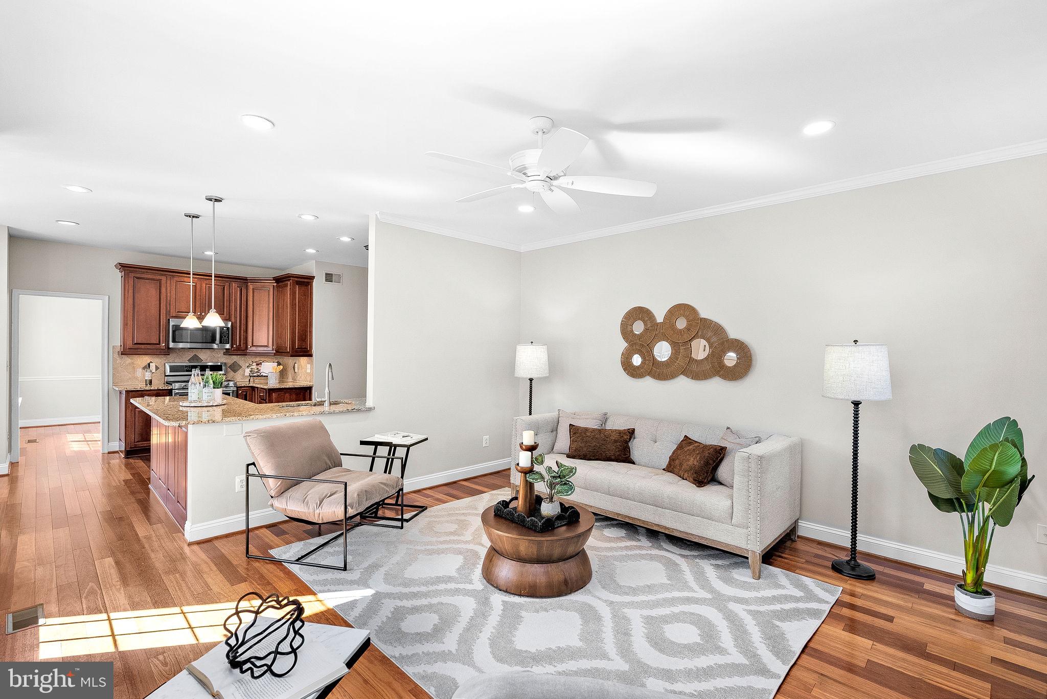 LOWES ISLAND - Residential