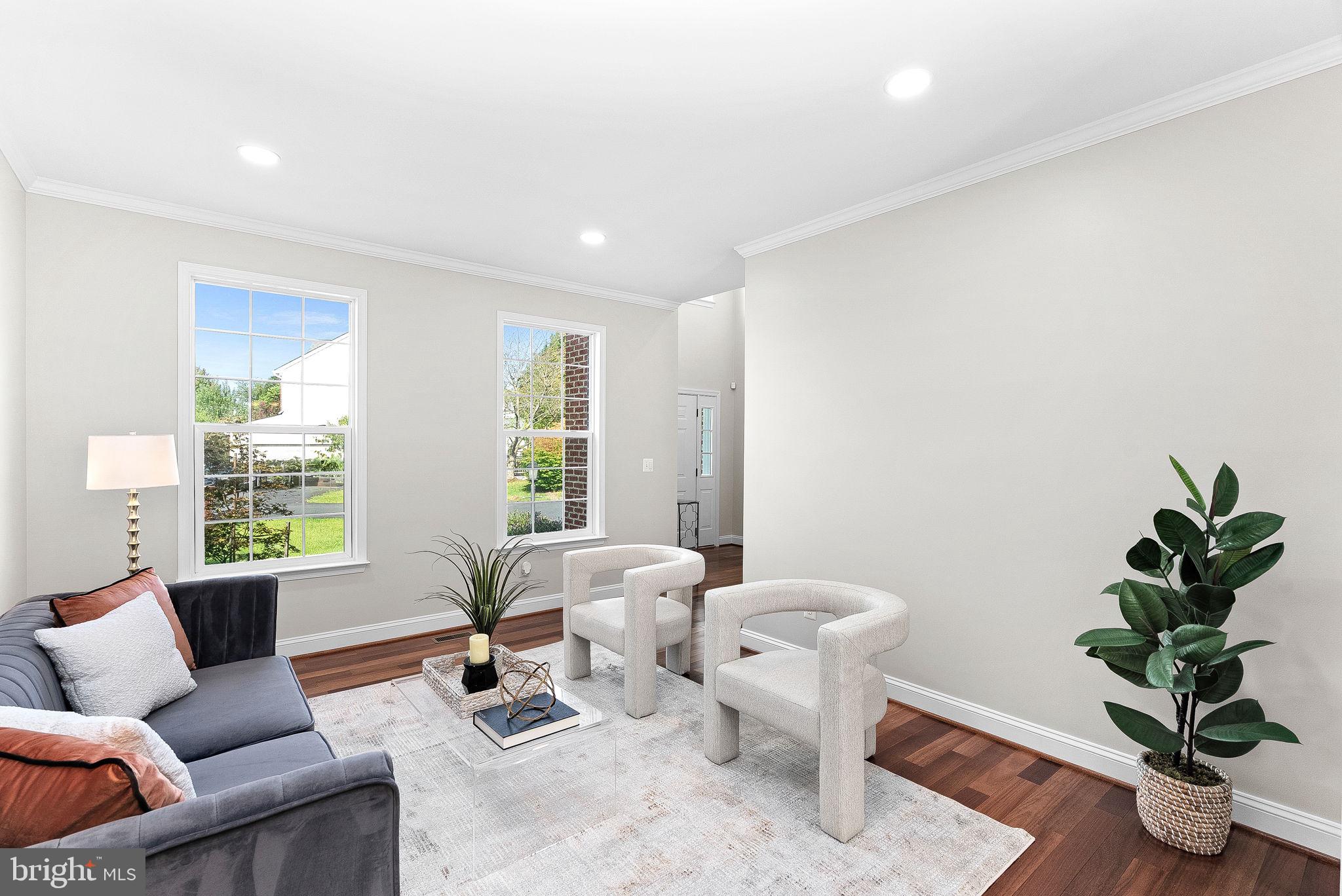 LOWES ISLAND - Residential