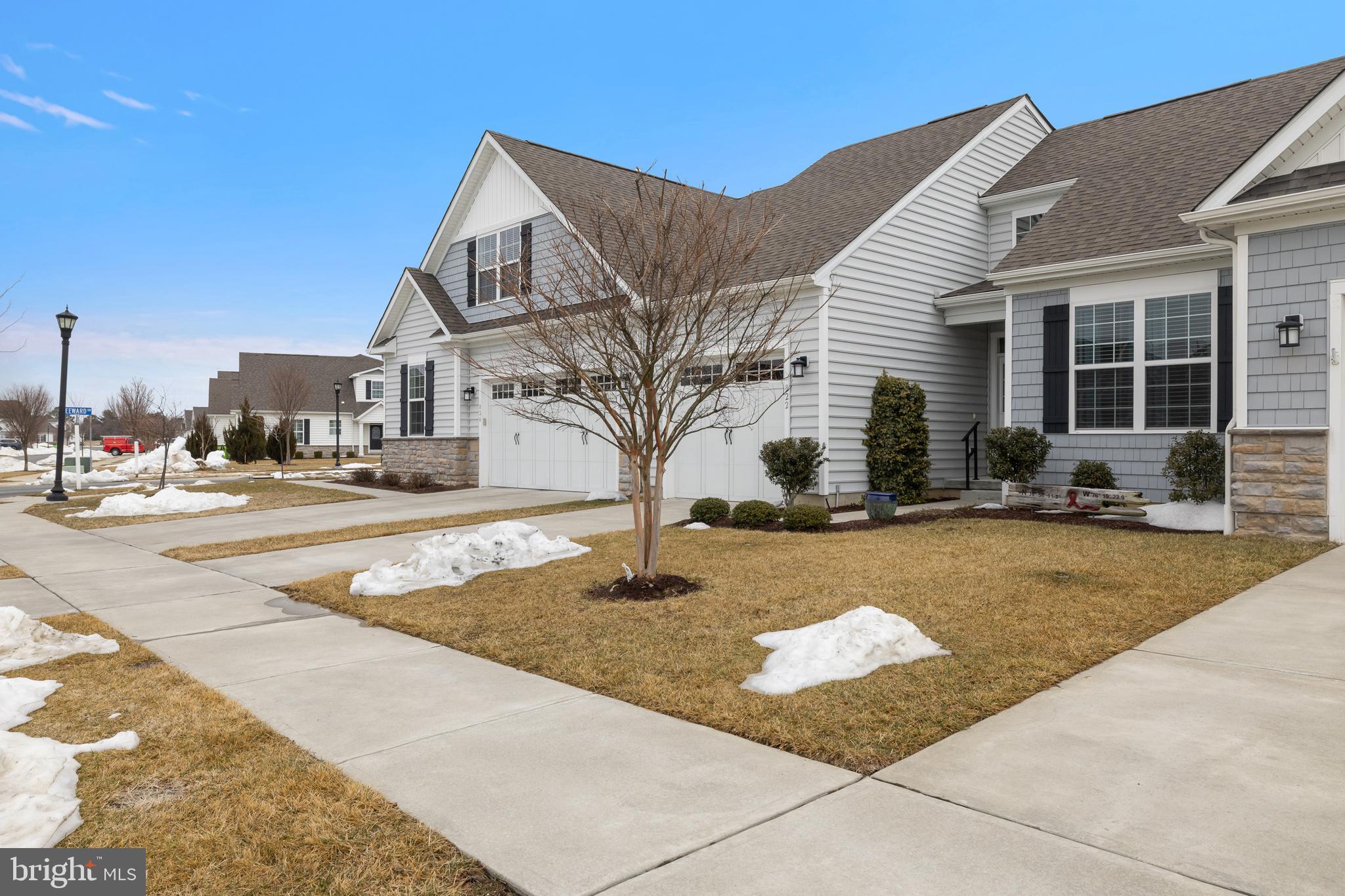 BAY BRIDGE COVE - Residential