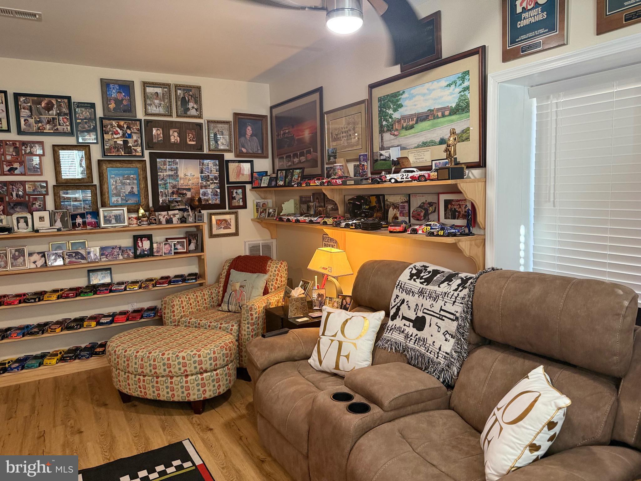 APPLE MT LAKE - Residential