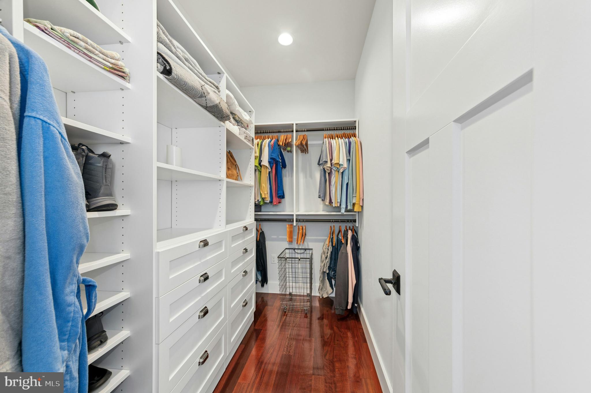 NON AVAILABLE - Residential