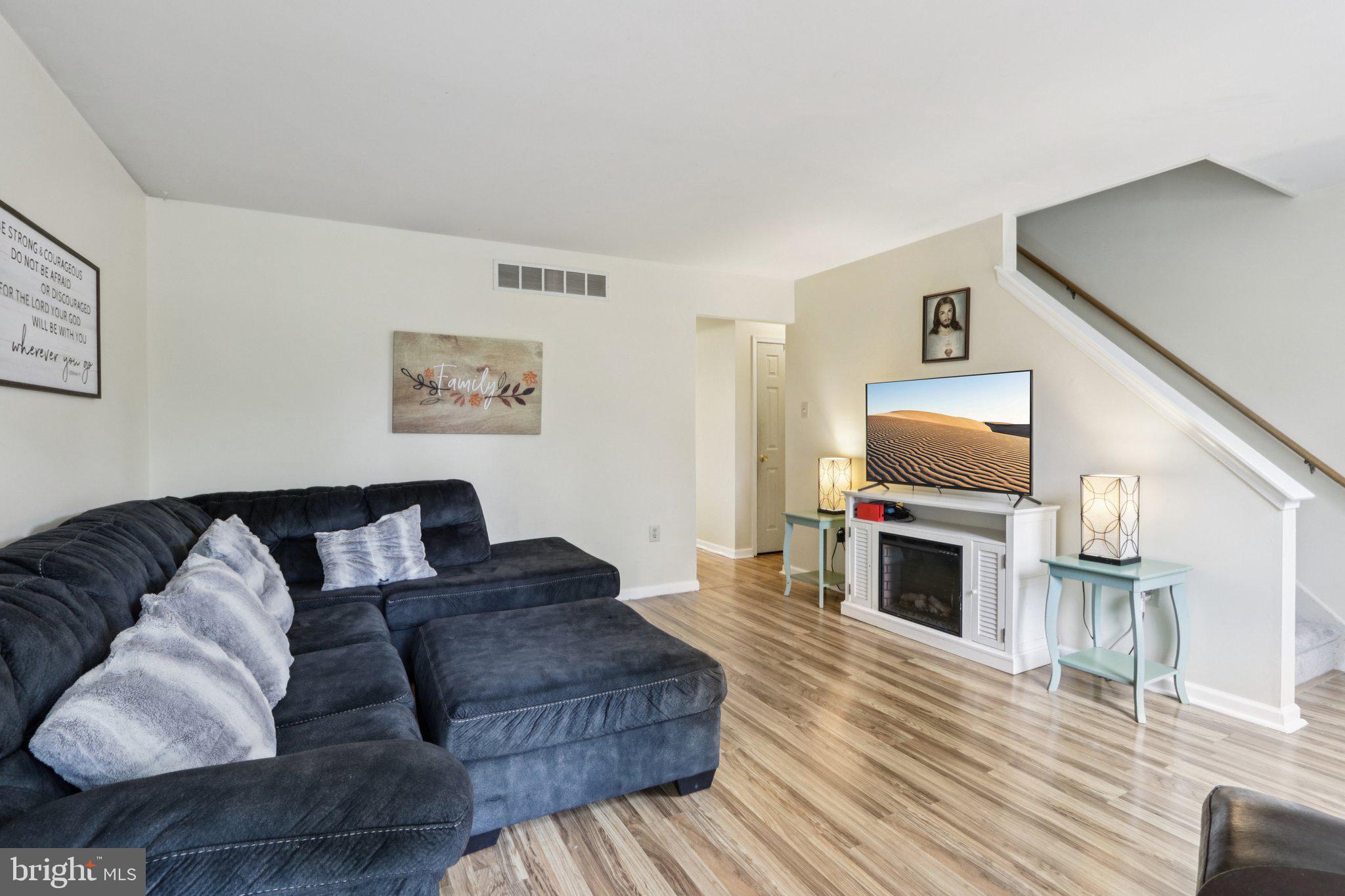 2109 MILL VALLEY LANE
