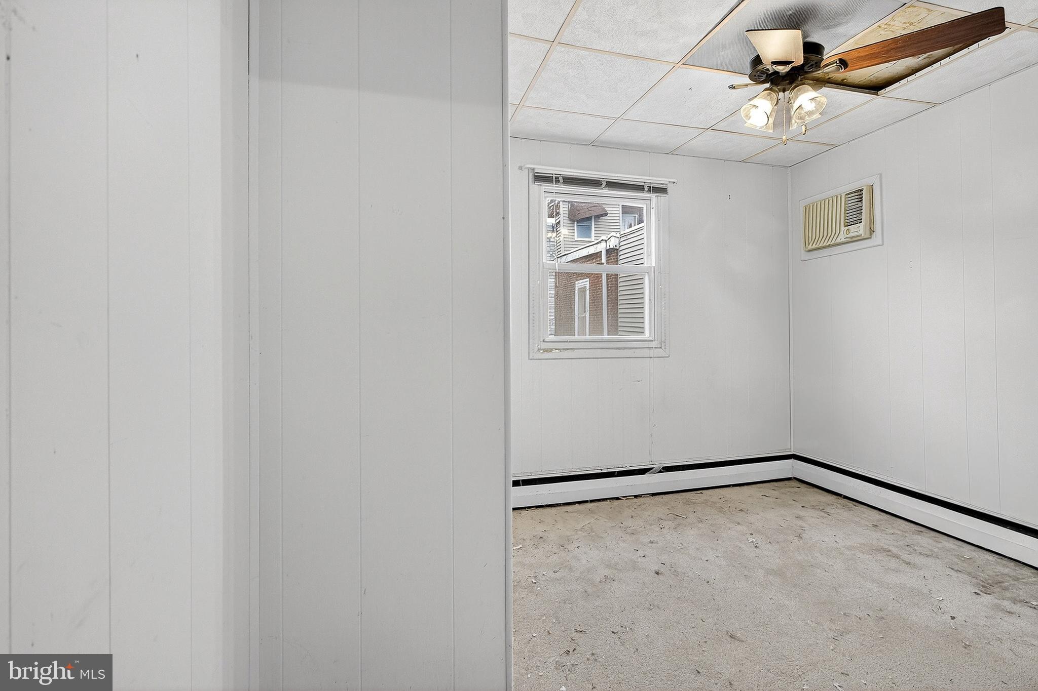 GIRARD ESTATES - Residential