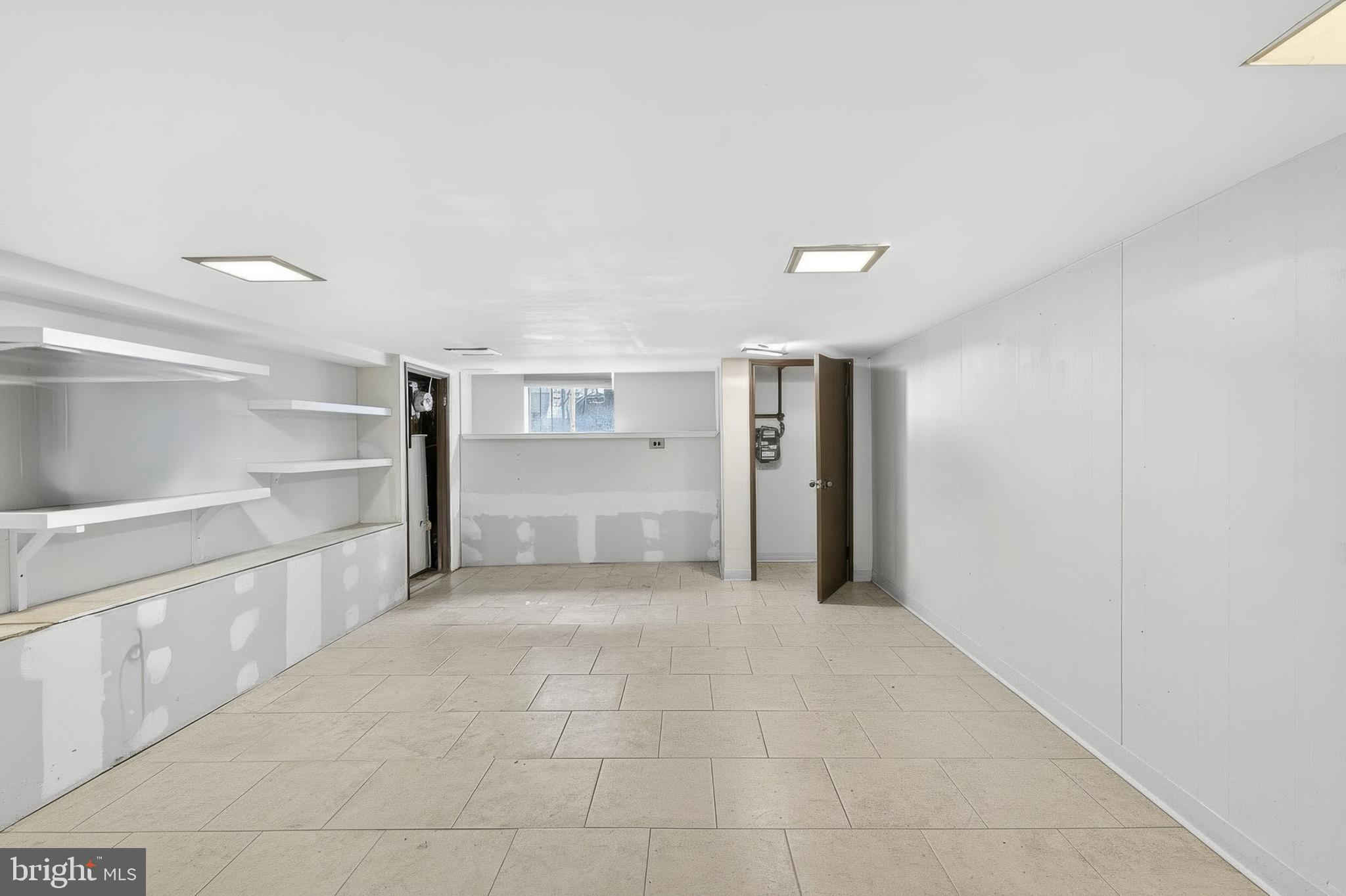 GIRARD ESTATES - Residential