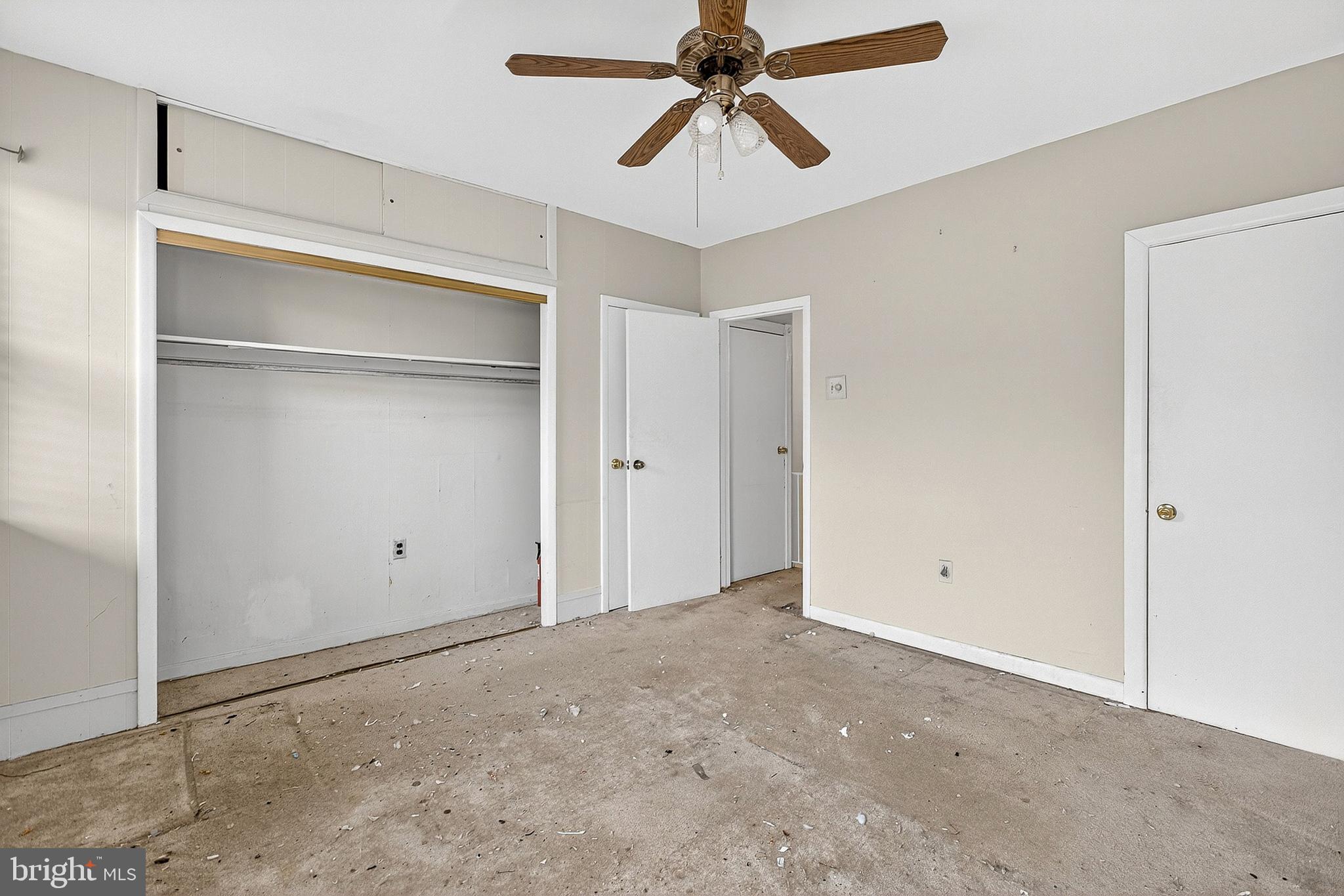 GIRARD ESTATES - Residential