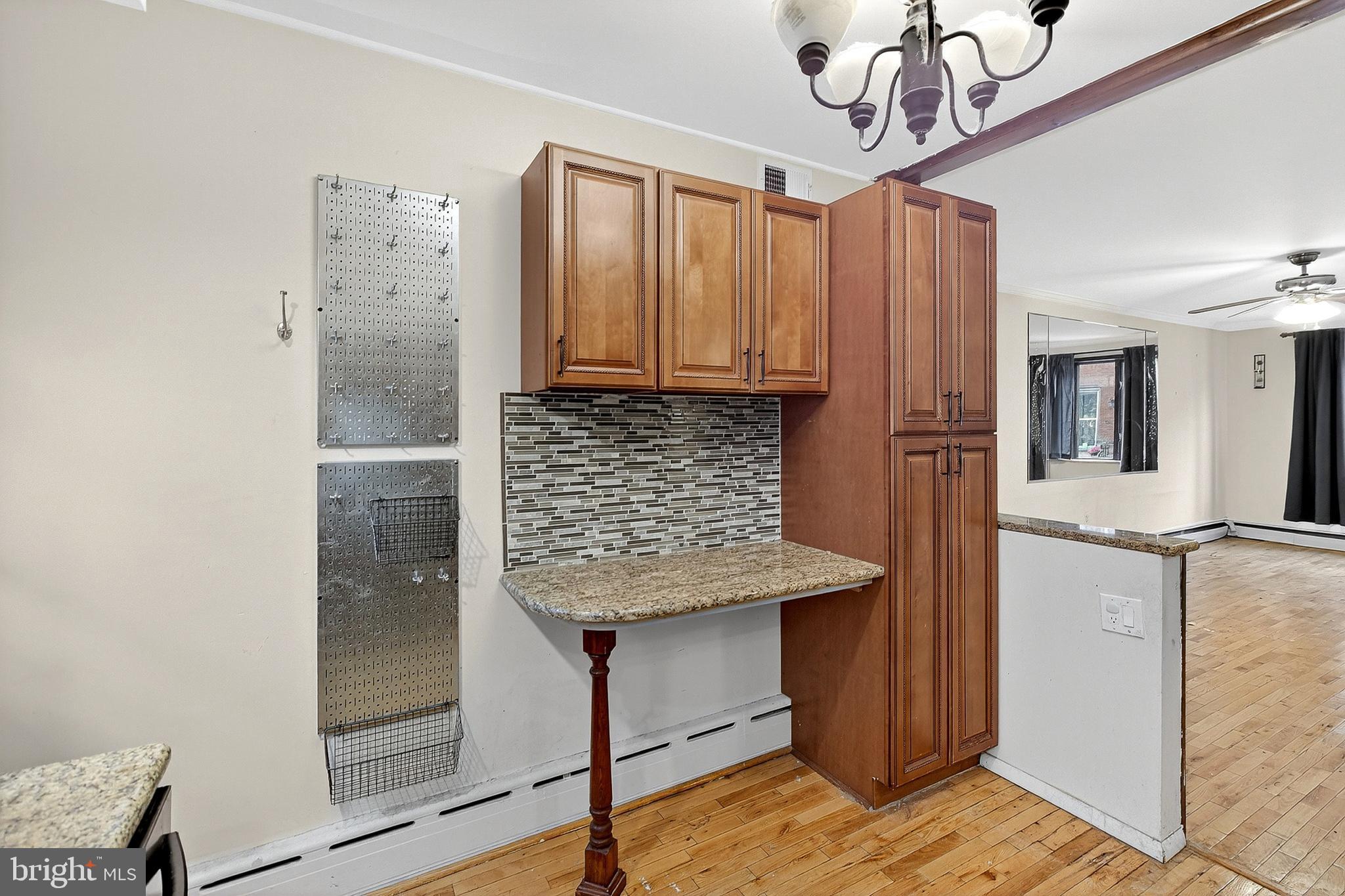 GIRARD ESTATES - Residential