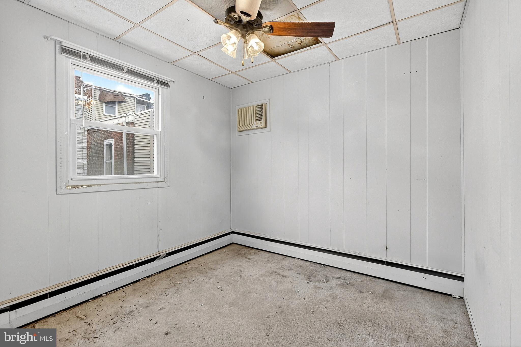 GIRARD ESTATES - Residential