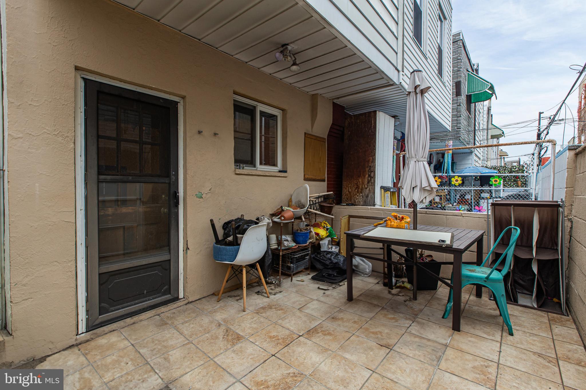 GIRARD ESTATES - Residential