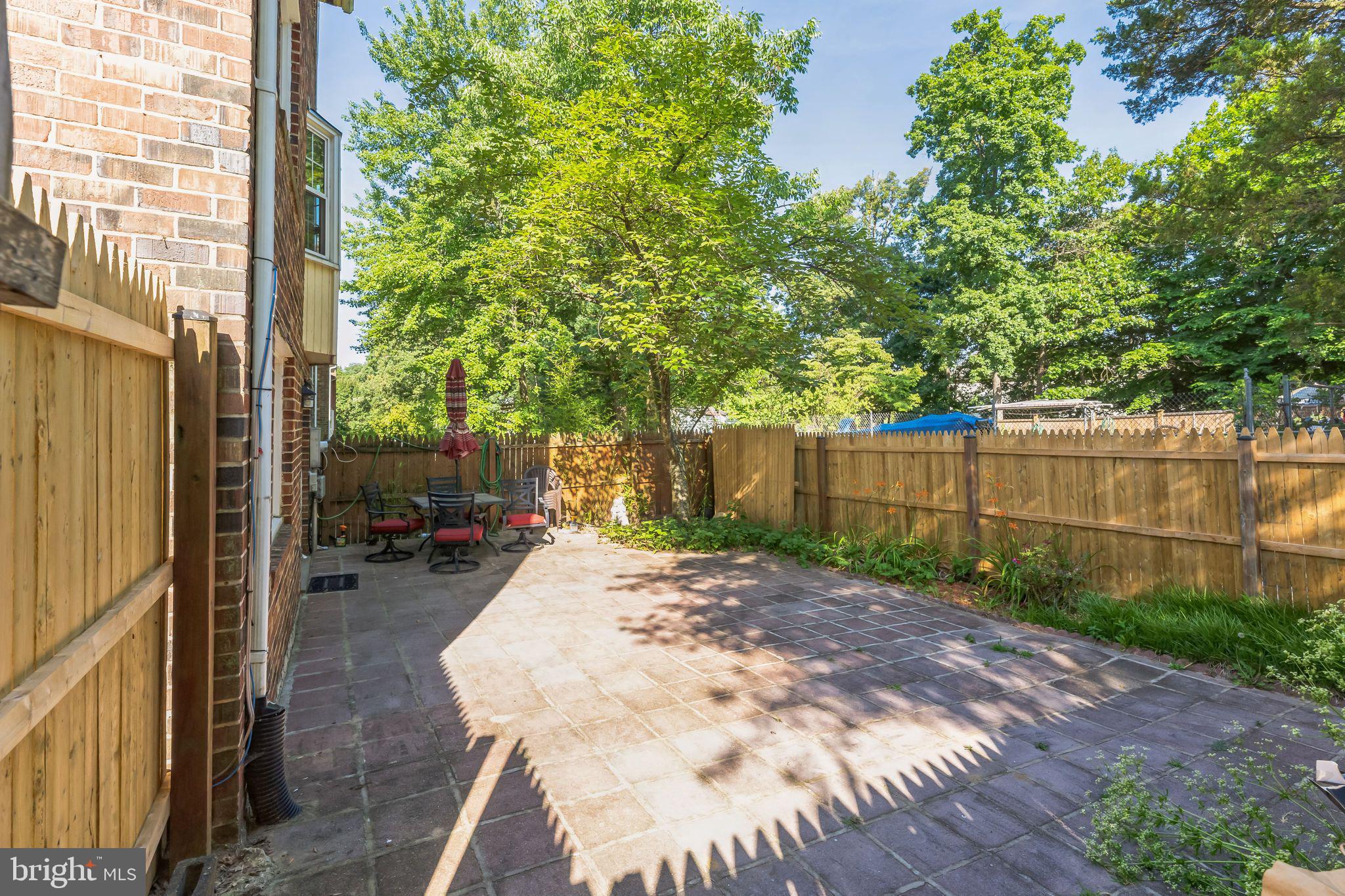 4600 LINMAR COURT
