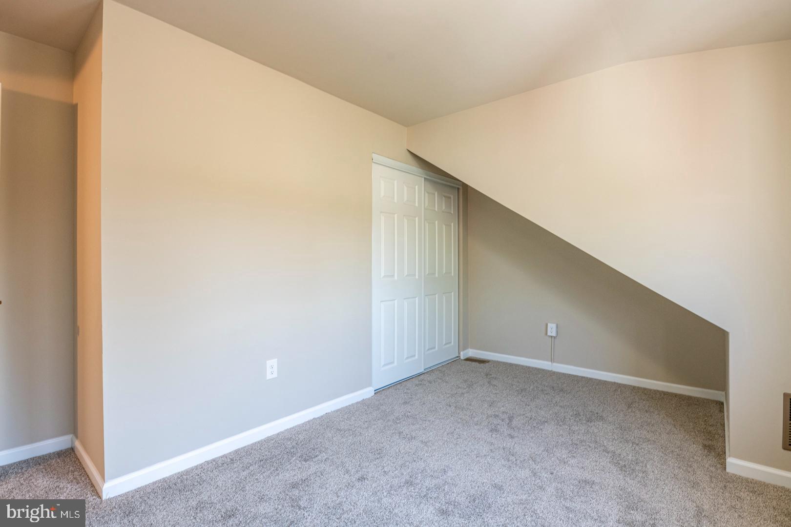 SOUTHERN READING - Residential