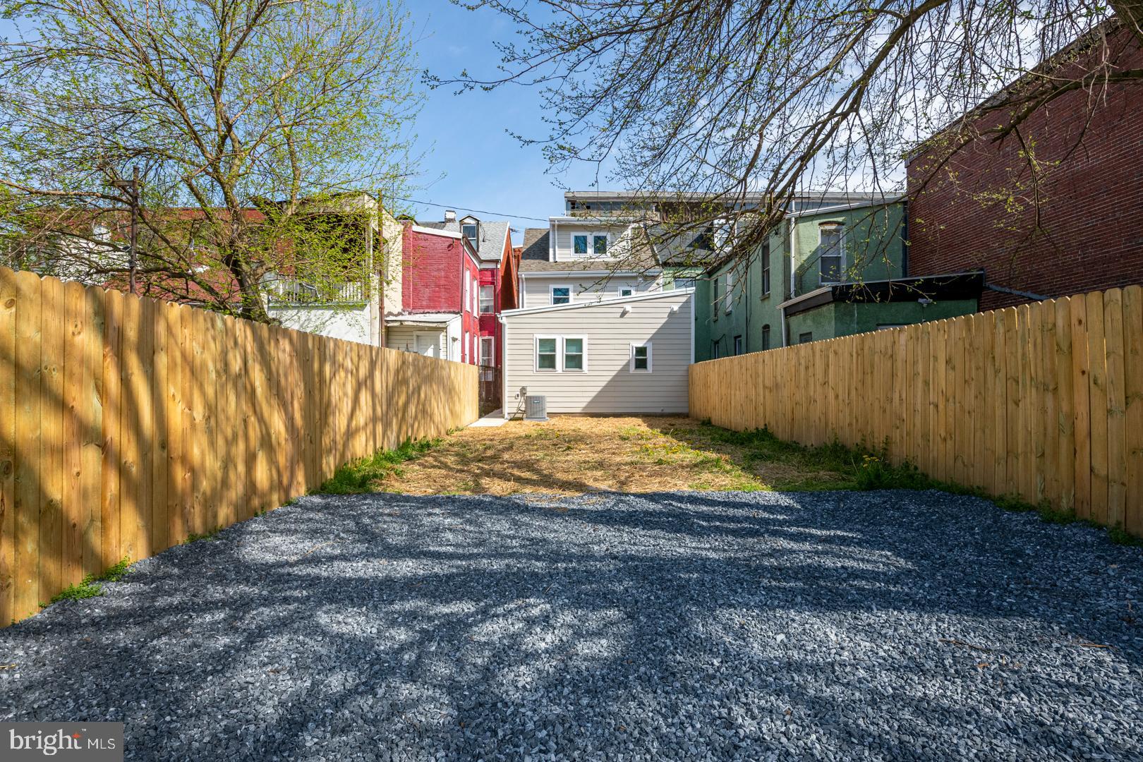 SOUTHERN READING - Residential